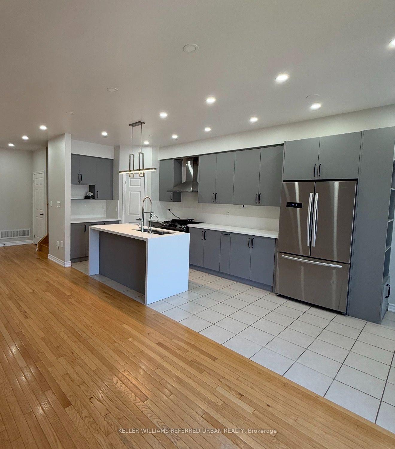 Photo 3 of 13313 Bathurst Street, Richmond Hill, Oak Ridges — HOMEH