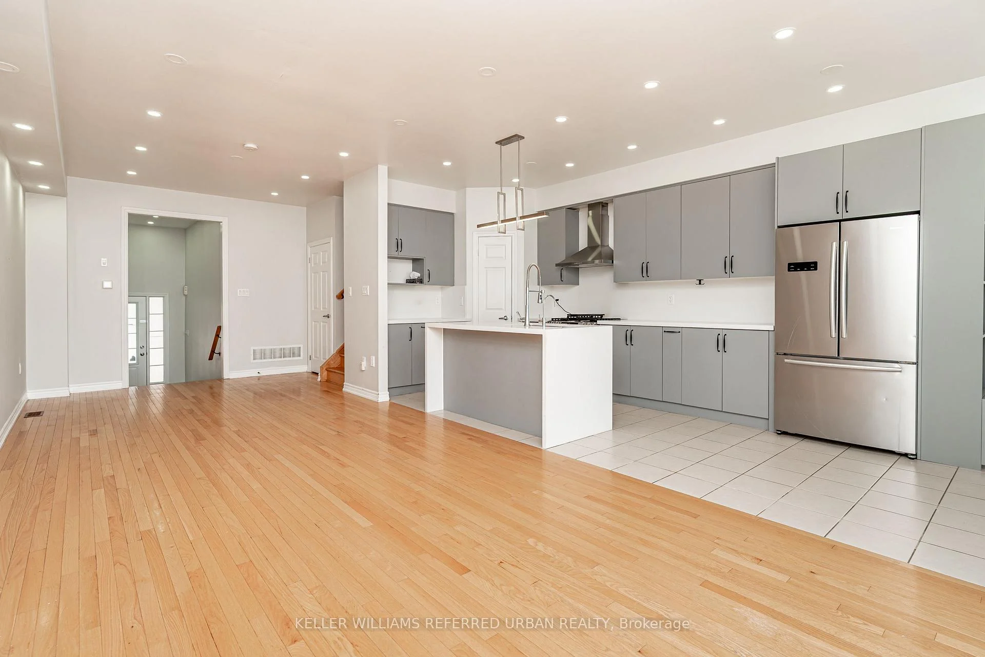 Photo 7 of 13313 Bathurst Street, Richmond Hill, Oak Ridges — HOMEH