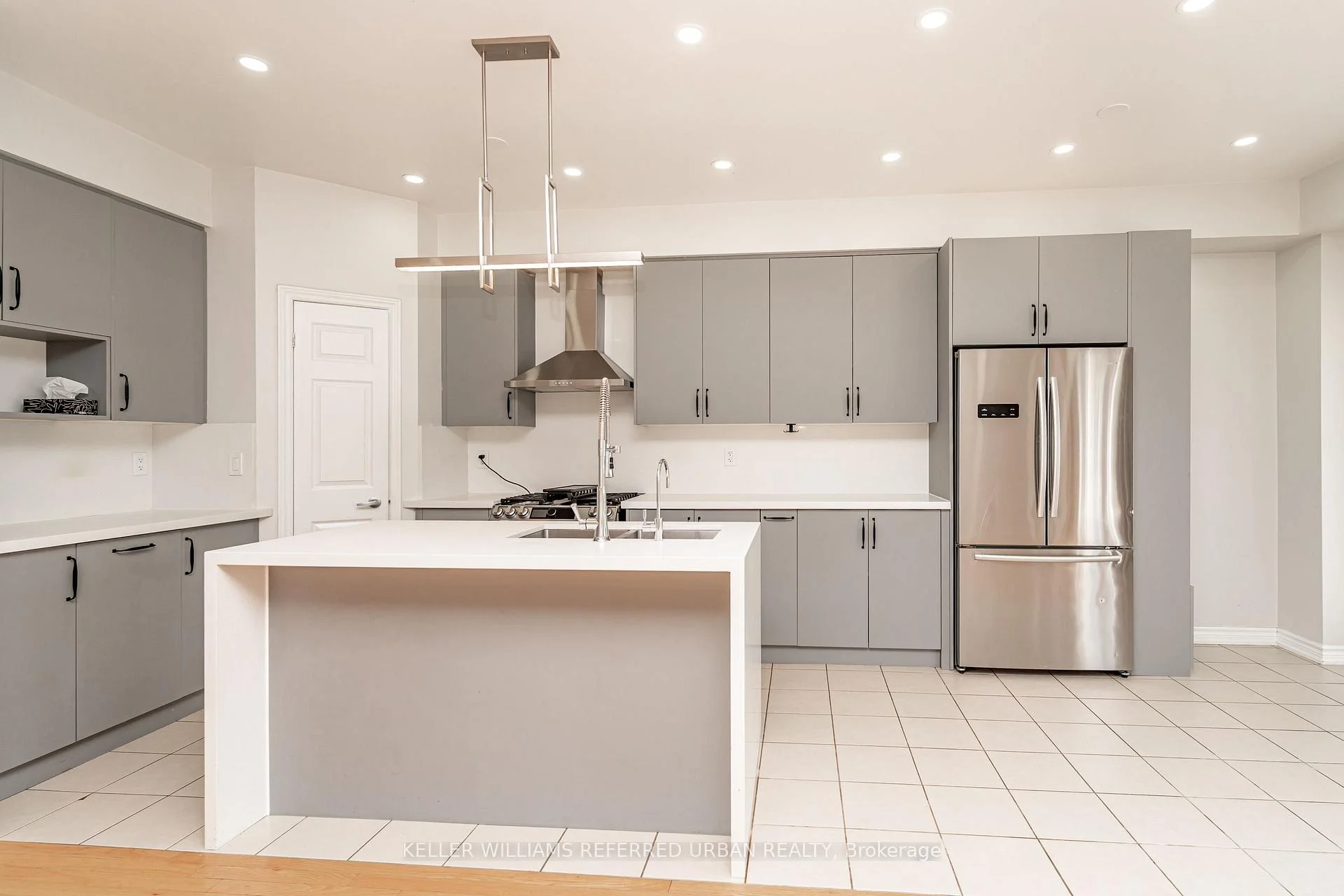 Photo 10 of 13313 Bathurst Street, Richmond Hill, Oak Ridges — HOMEH