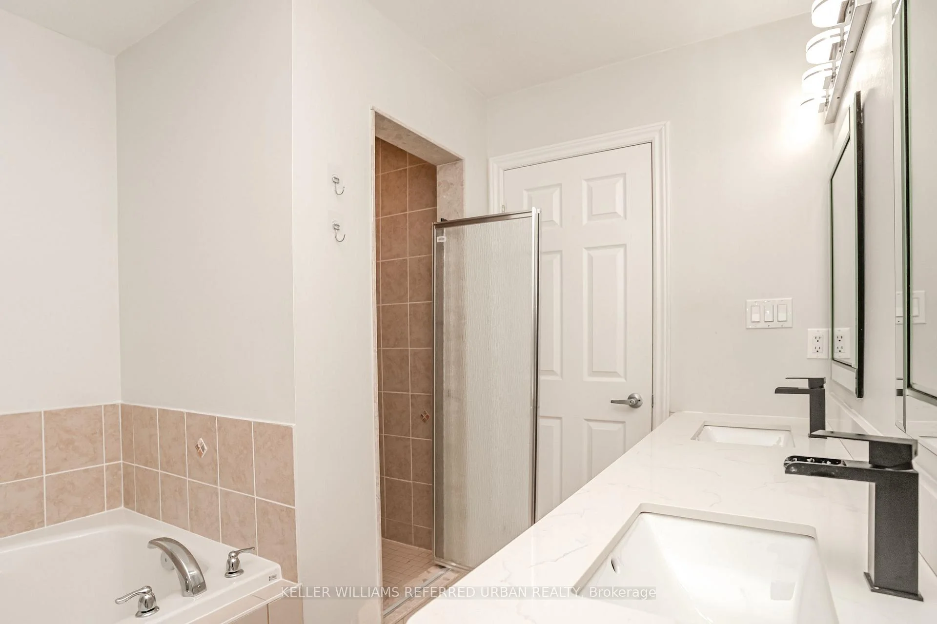Photo 19 of 13313 Bathurst Street, Richmond Hill, Oak Ridges — HOMEH