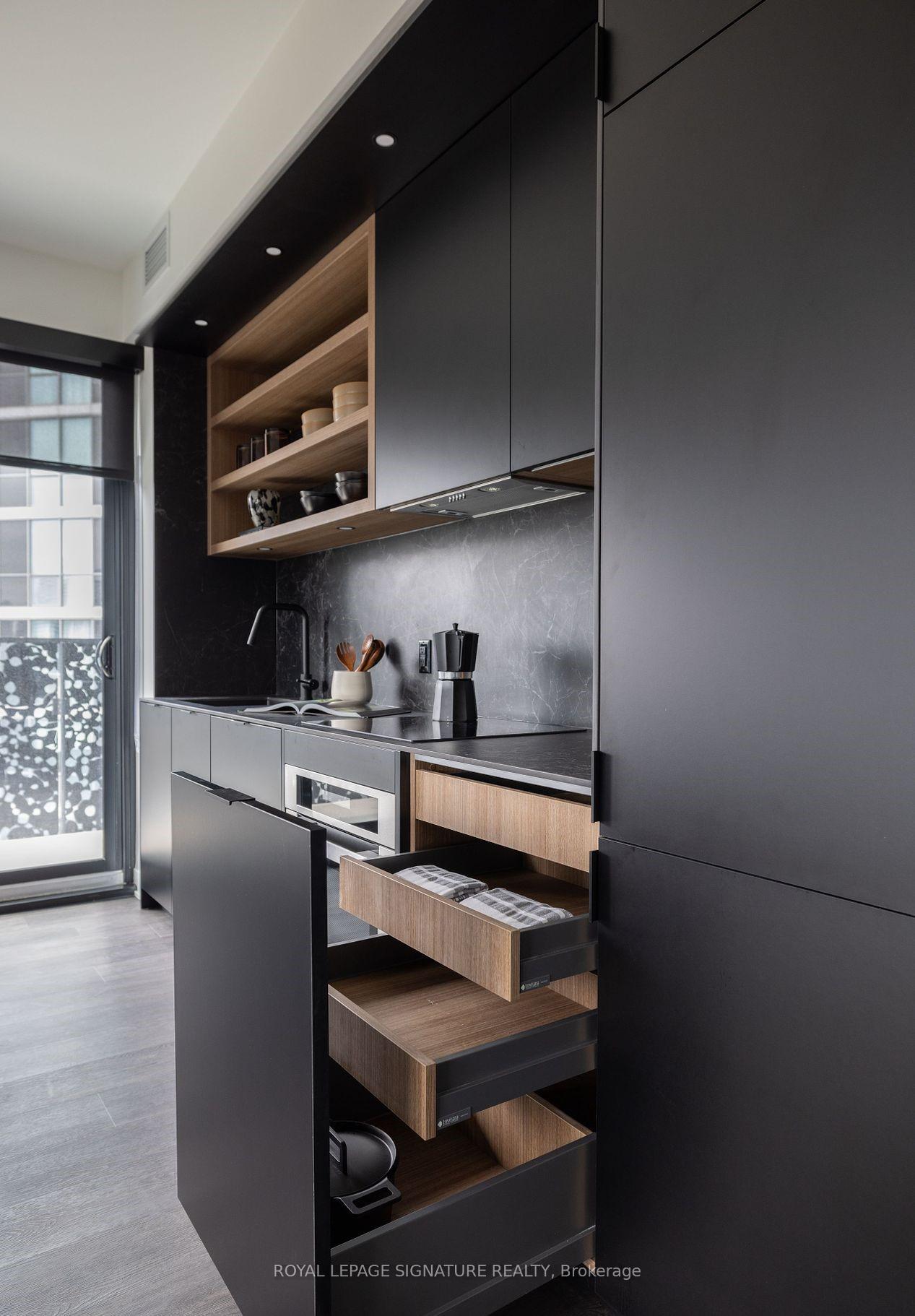 Photo 3 of Unit 2806, 55 Charles Street E, Toronto, Church-Yonge Corridor — HOMEH
