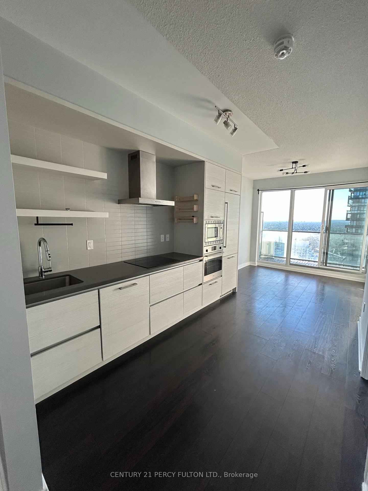 Photo 7 of Unit 4710, 2221 Yonge Street, Toronto, Mount Pleasant West — HOMEH
