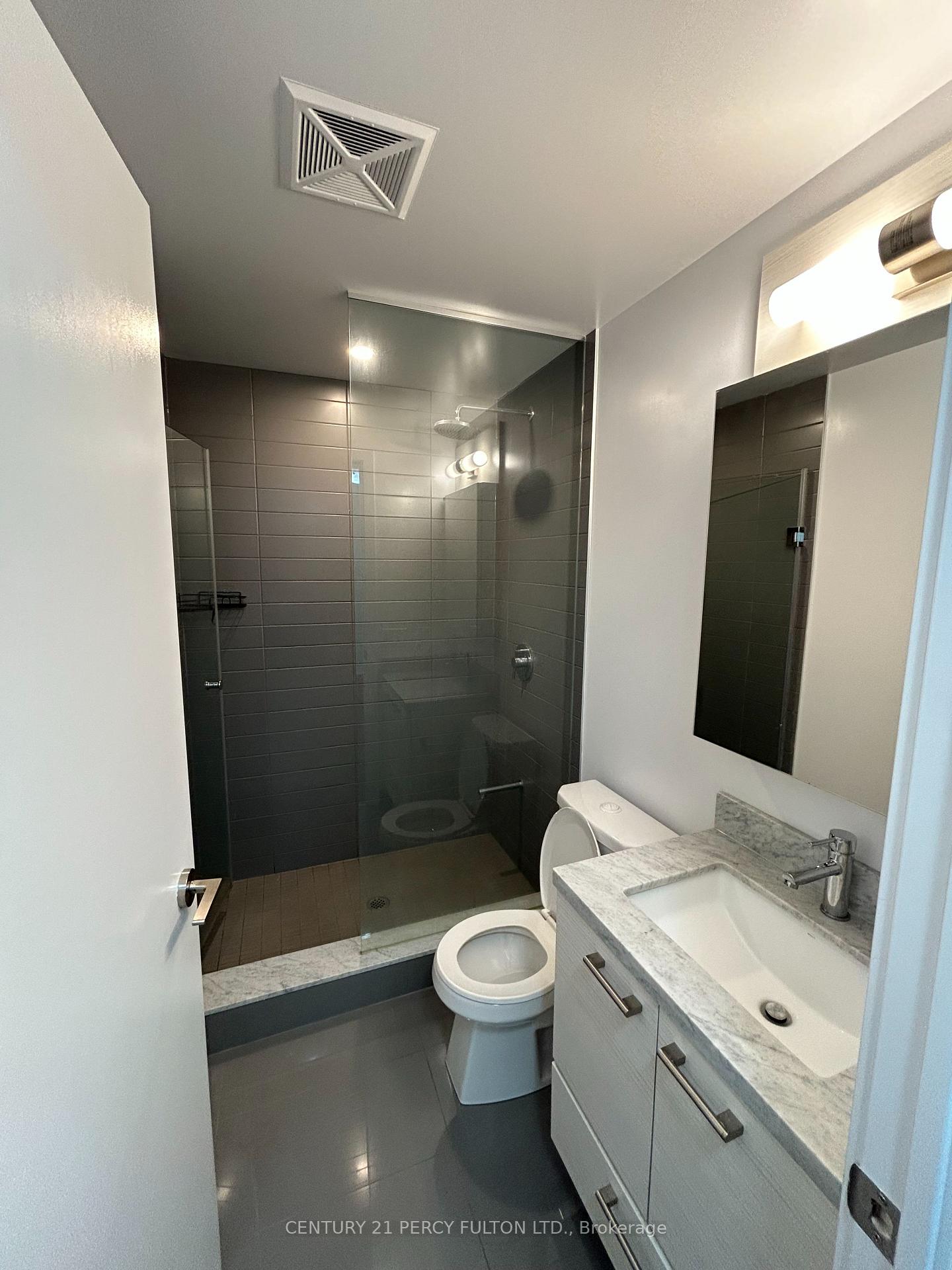 Photo 9 of Unit 4710, 2221 Yonge Street, Toronto, Mount Pleasant West — HOMEH