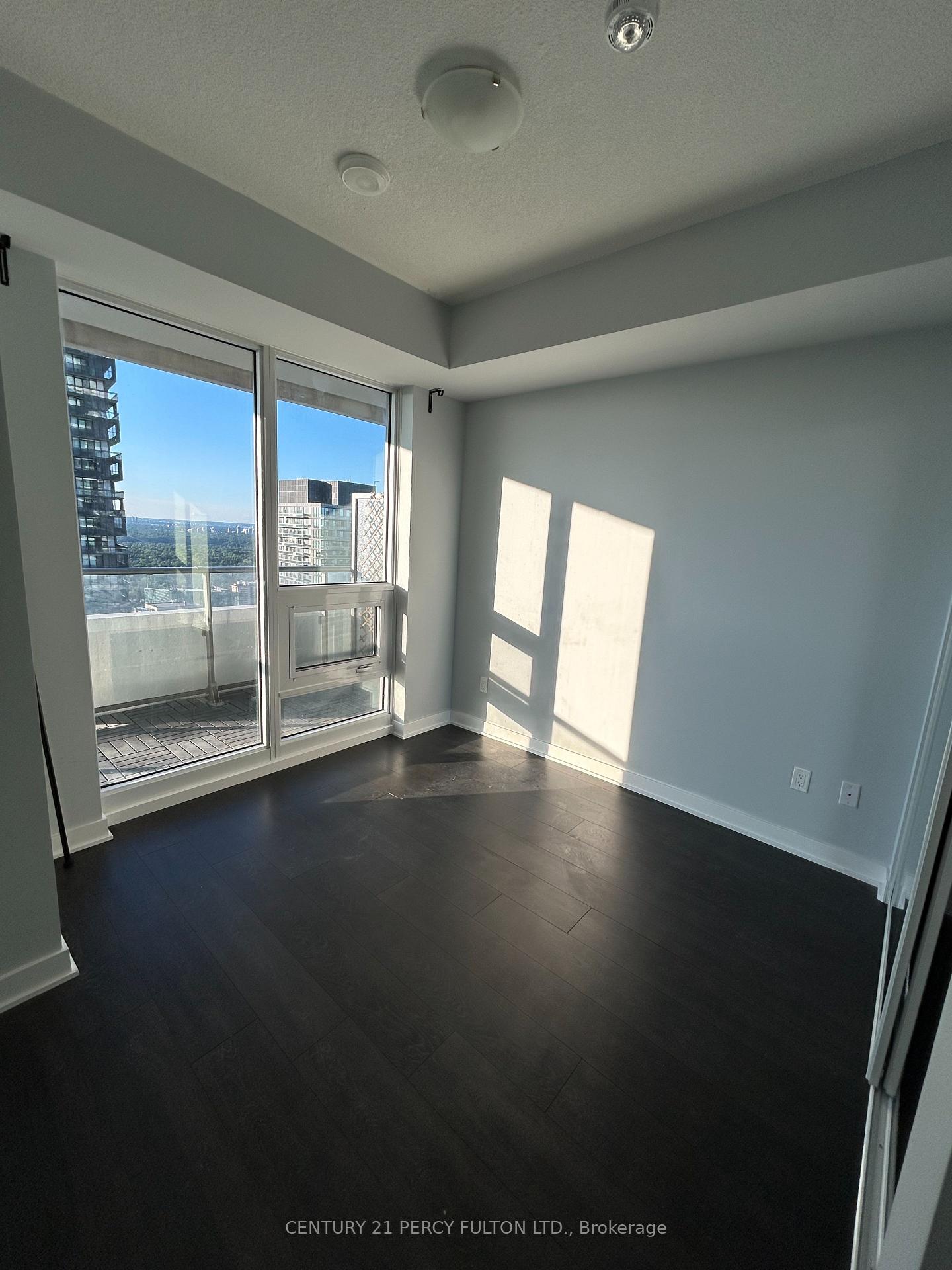 Photo 12 of Unit 4710, 2221 Yonge Street, Toronto, Mount Pleasant West — HOMEH