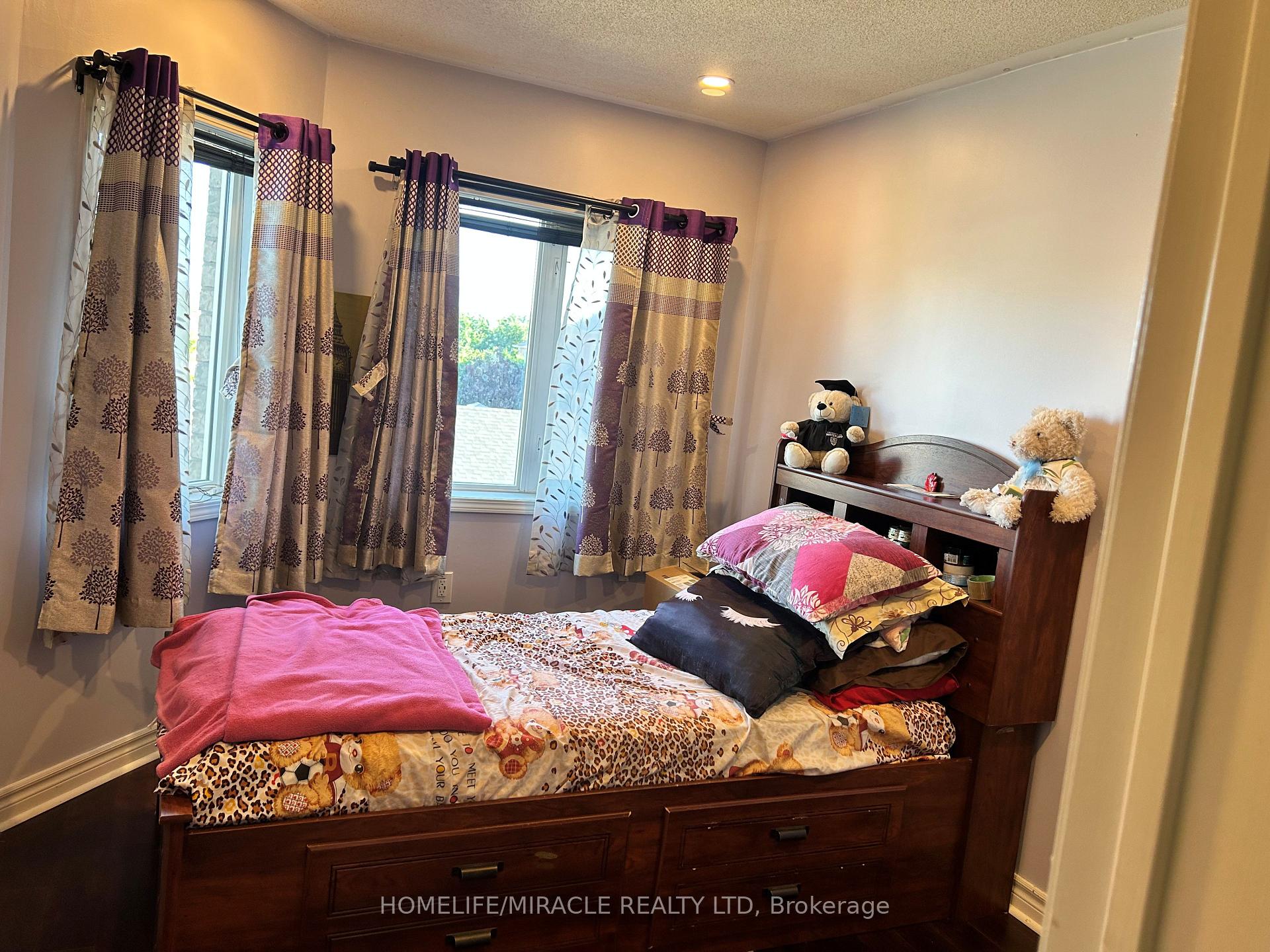 Photo 9 of 83 Cornell Park Avenue, Markham, Cornell — HOMEH