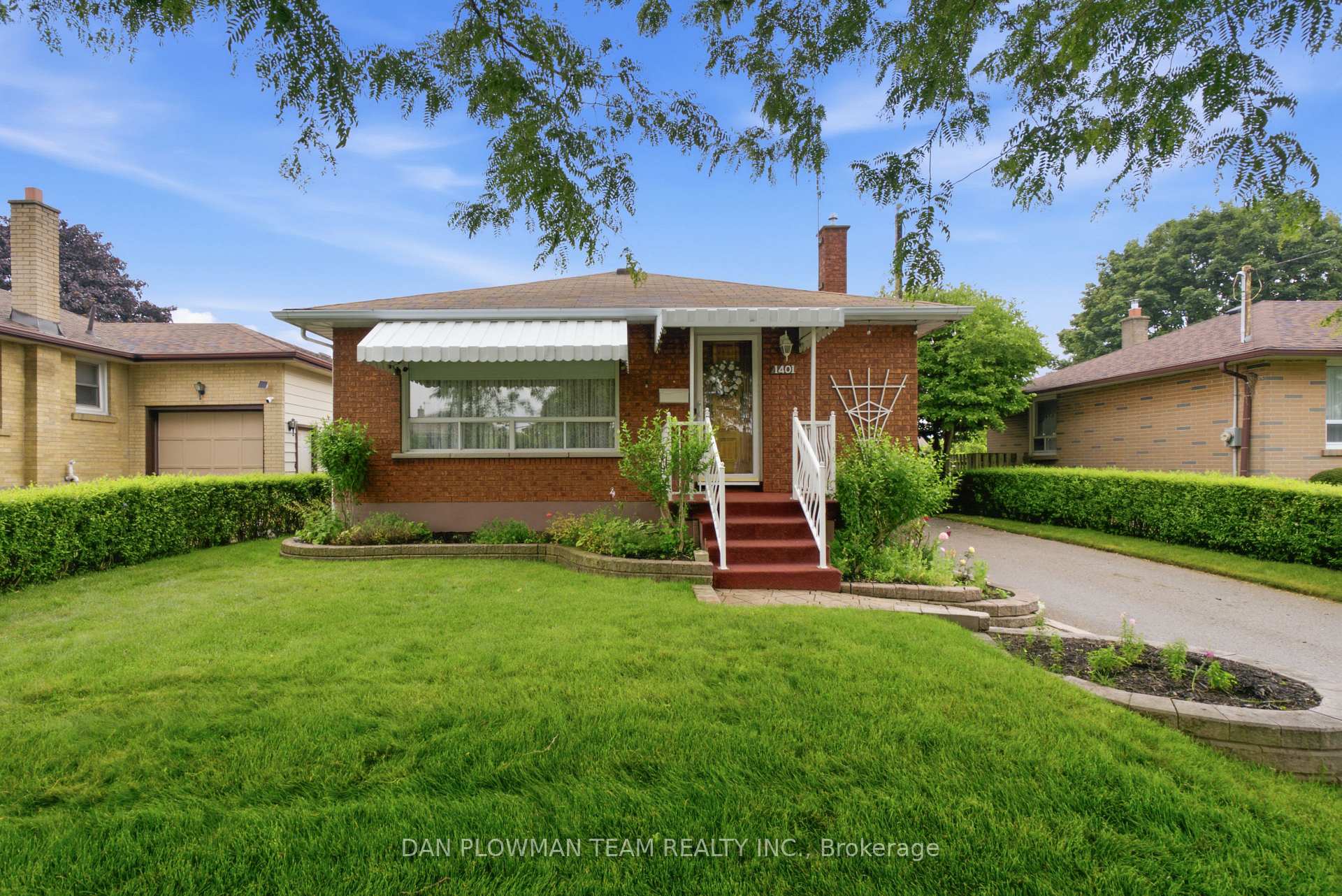 Photo 2 of 1401 Tremblay Street, Oshawa, Lakeview — HOMEH