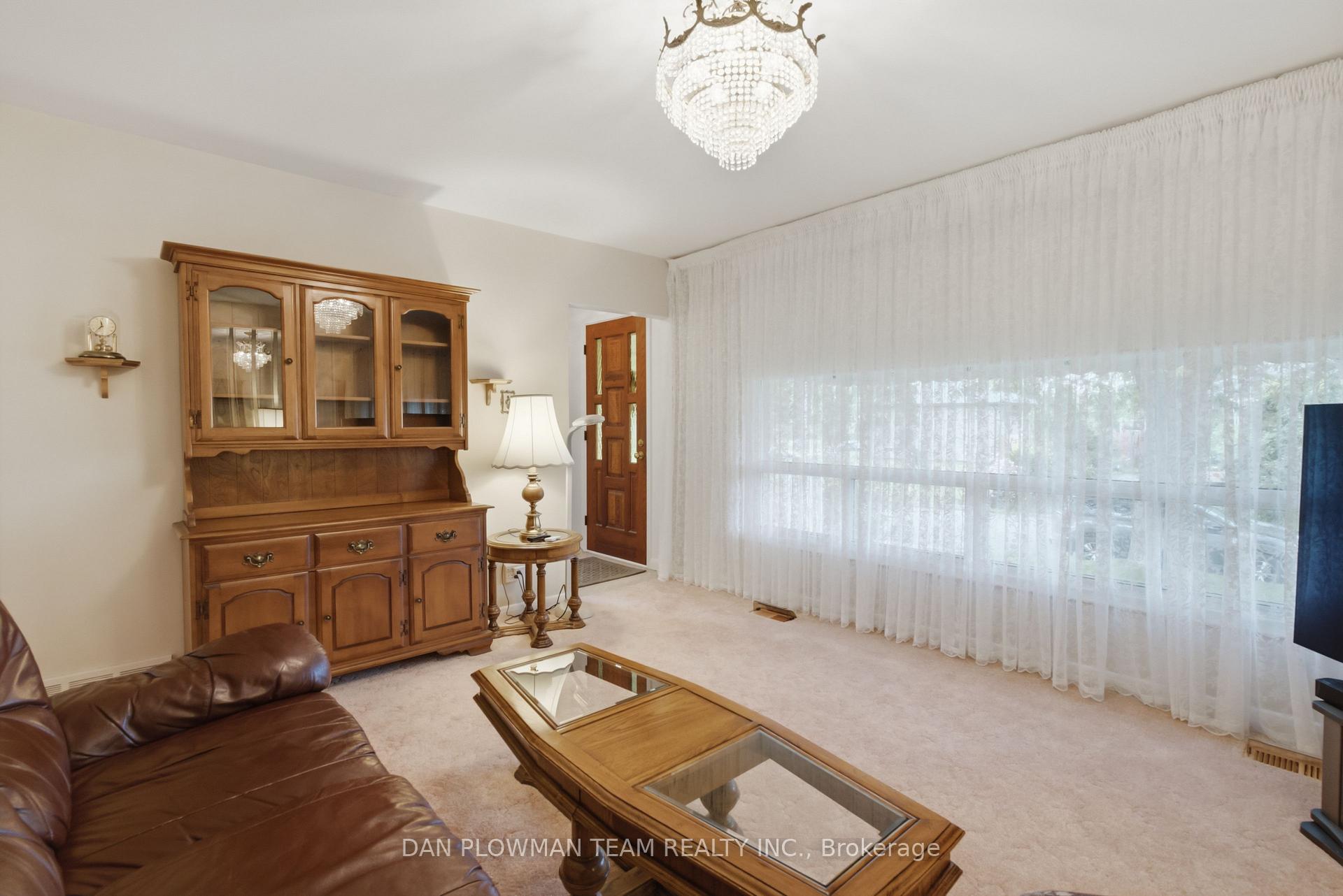 Photo 6 of 1401 Tremblay Street, Oshawa, Lakeview — HOMEH