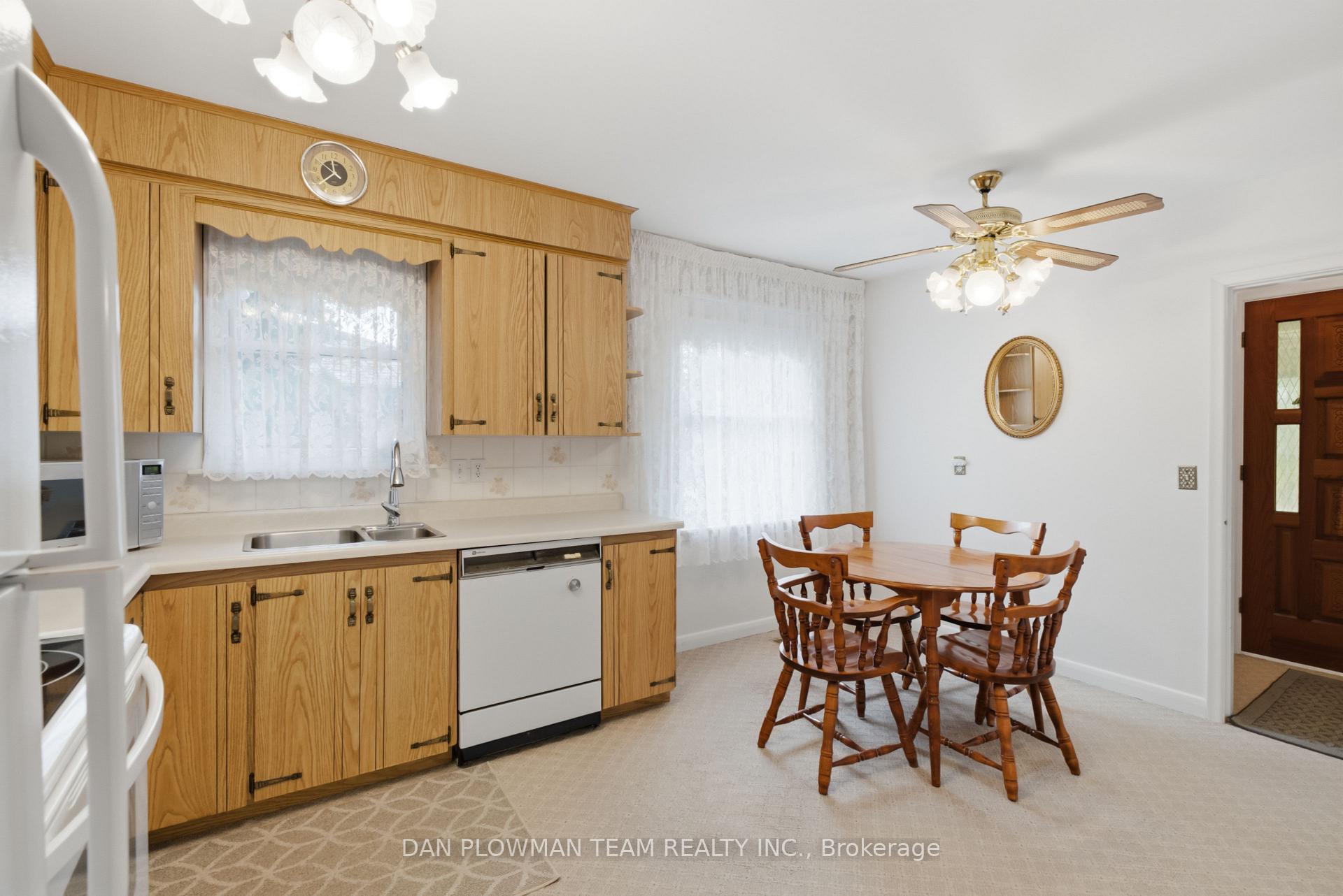 Photo 12 of 1401 Tremblay Street, Oshawa, Lakeview — HOMEH