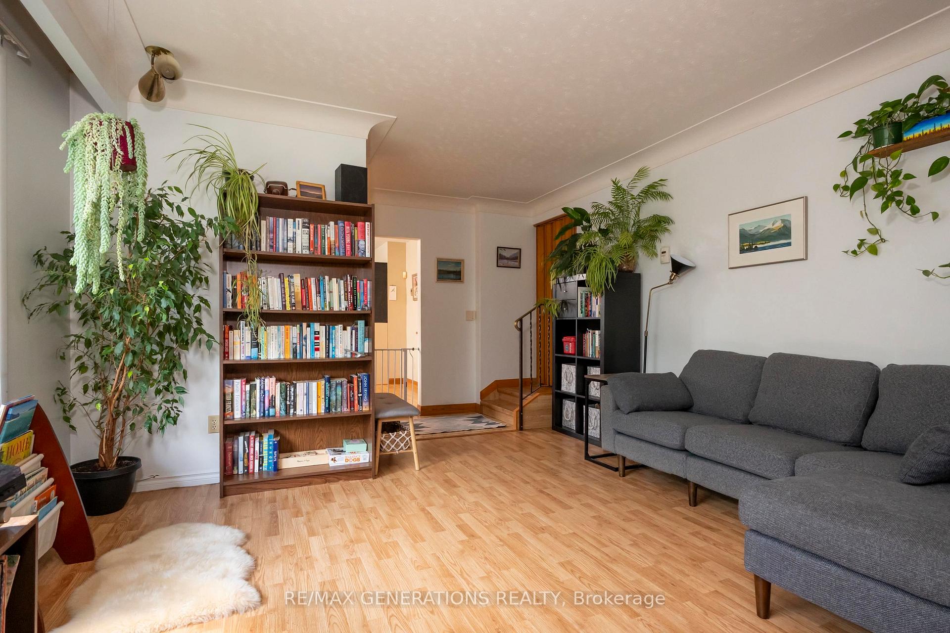 Photo 13 of 238 Nelson Street, Thunder Bay, Court / Cumberland — HOMEH