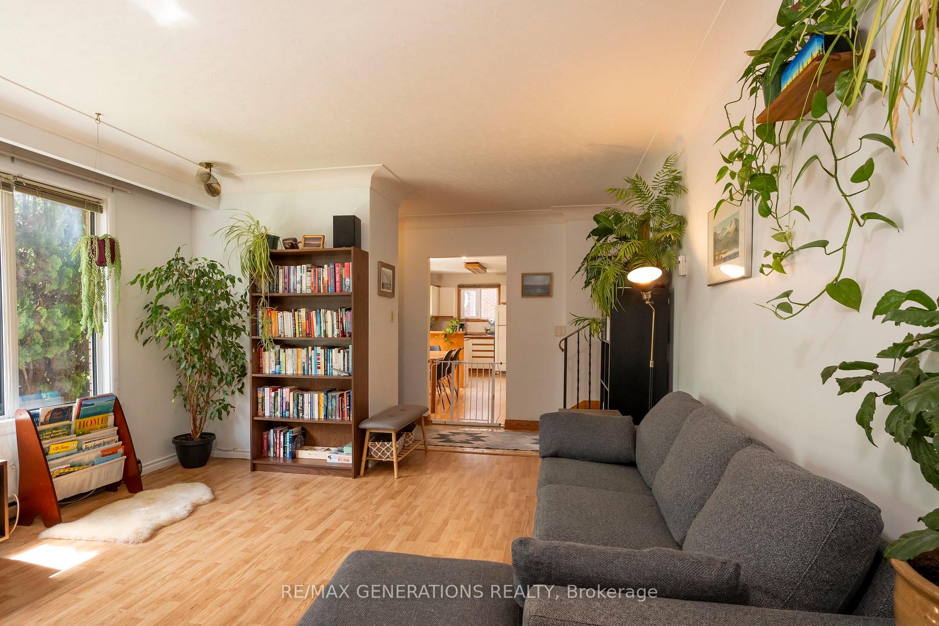 Photo 15 of 238 Nelson Street, Thunder Bay, Court / Cumberland — HOMEH