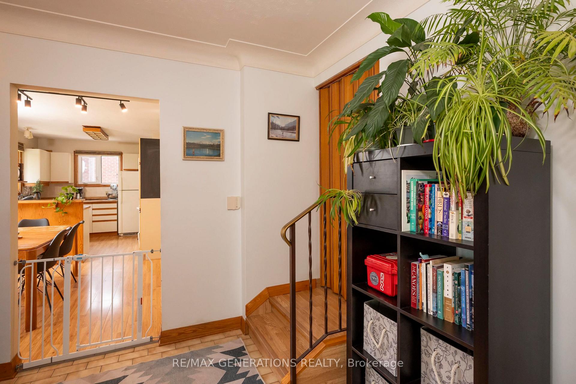 Photo 16 of 238 Nelson Street, Thunder Bay, Court / Cumberland — HOMEH
