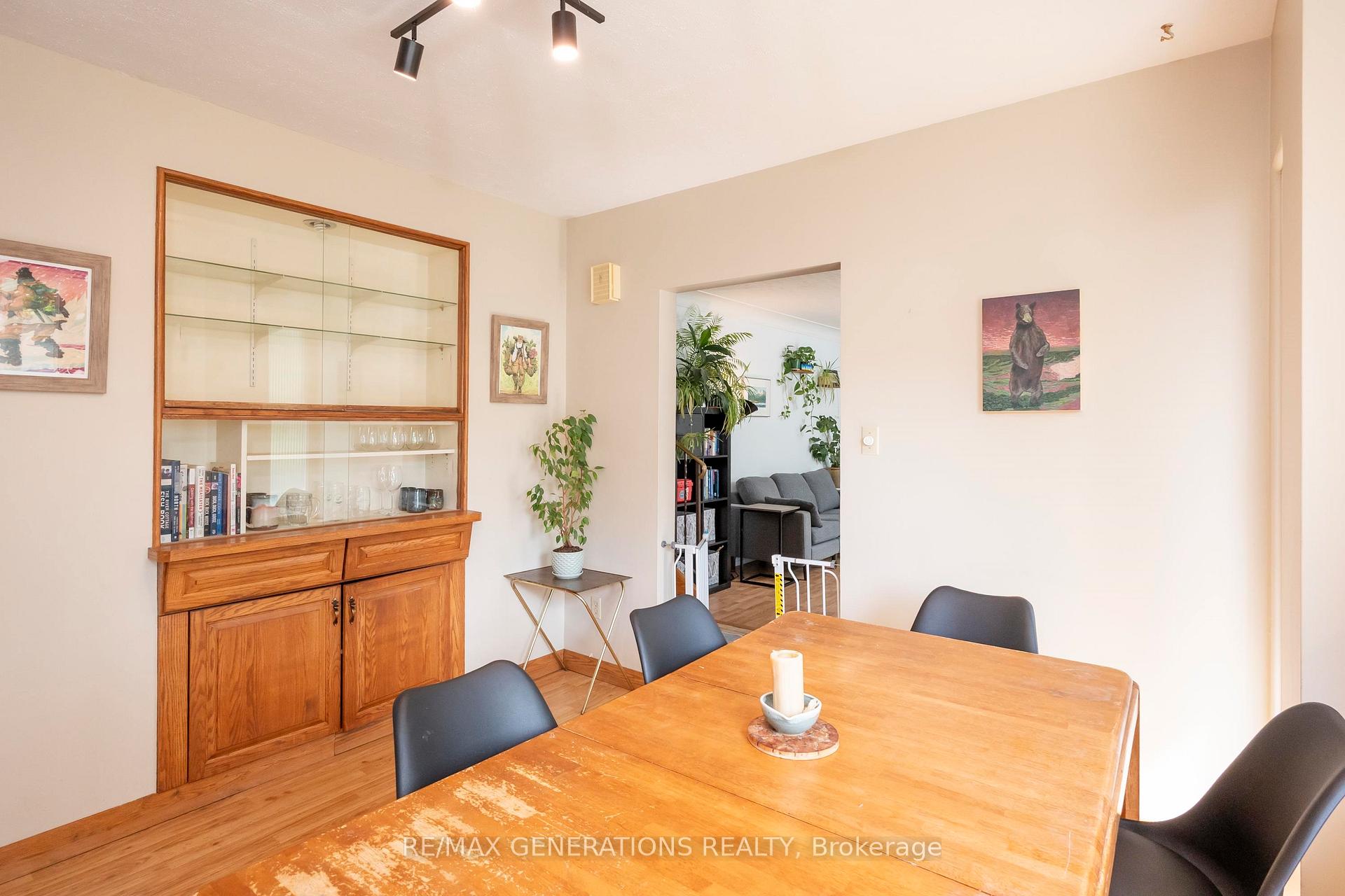 Photo 19 of 238 Nelson Street, Thunder Bay, Court / Cumberland — HOMEH