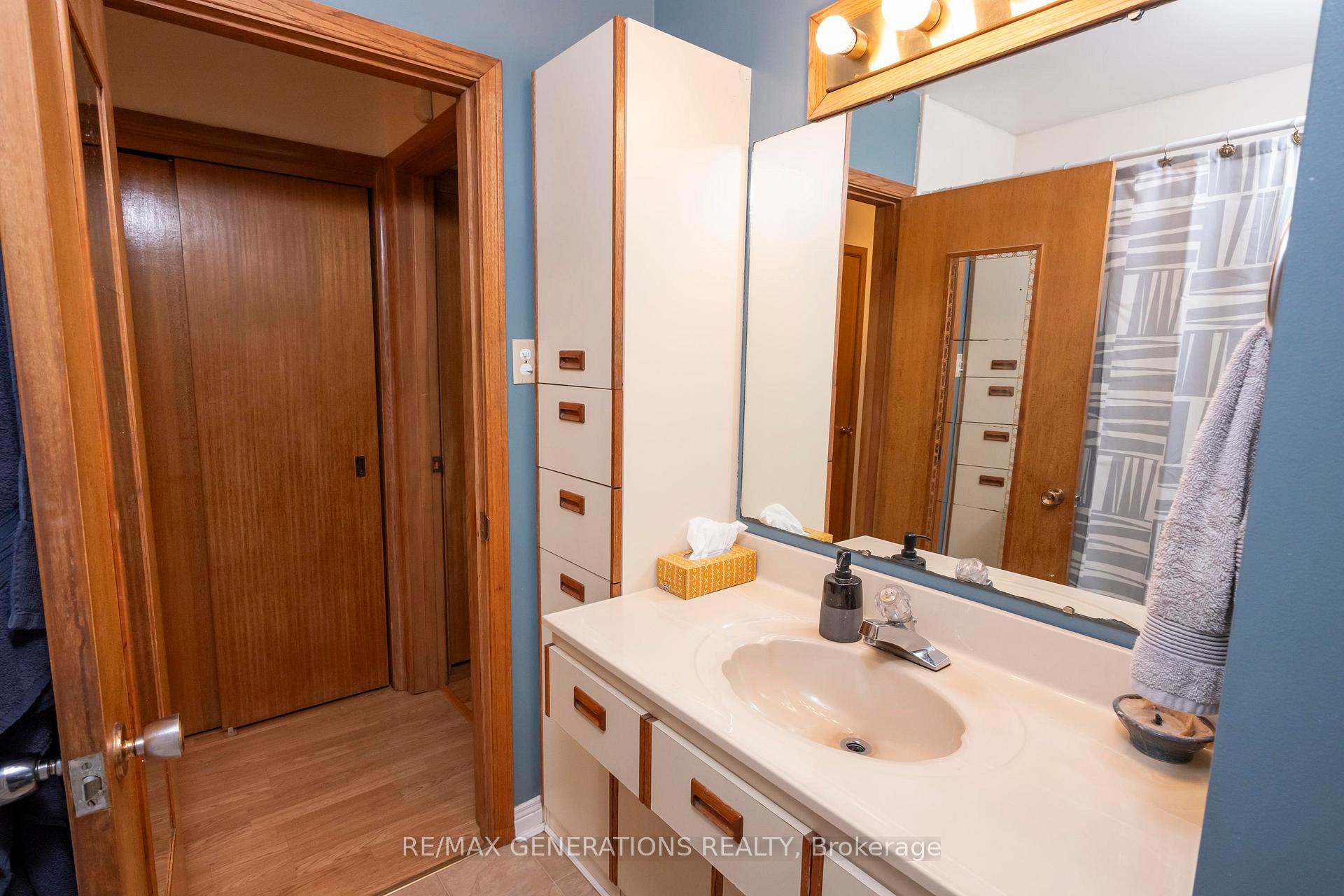 Photo 33 of 238 Nelson Street, Thunder Bay, Court / Cumberland — HOMEH