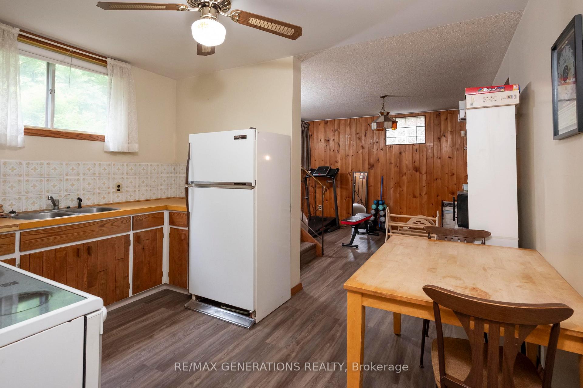 Photo 42 of 238 Nelson Street, Thunder Bay, Court / Cumberland — HOMEH