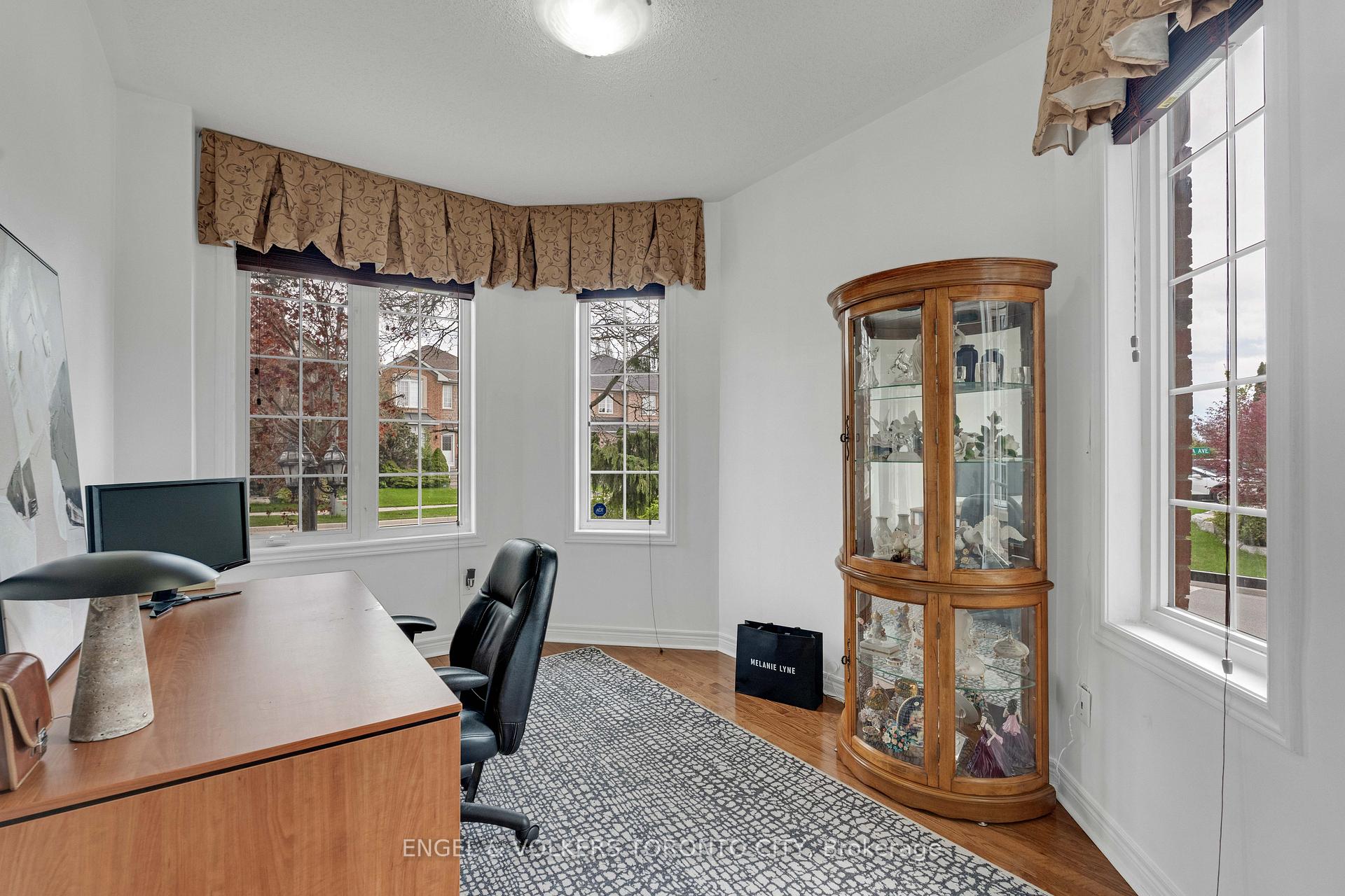 Photo 12 of 342 Sunset Ridge, Vaughan, Sonoma Heights — HOMEH