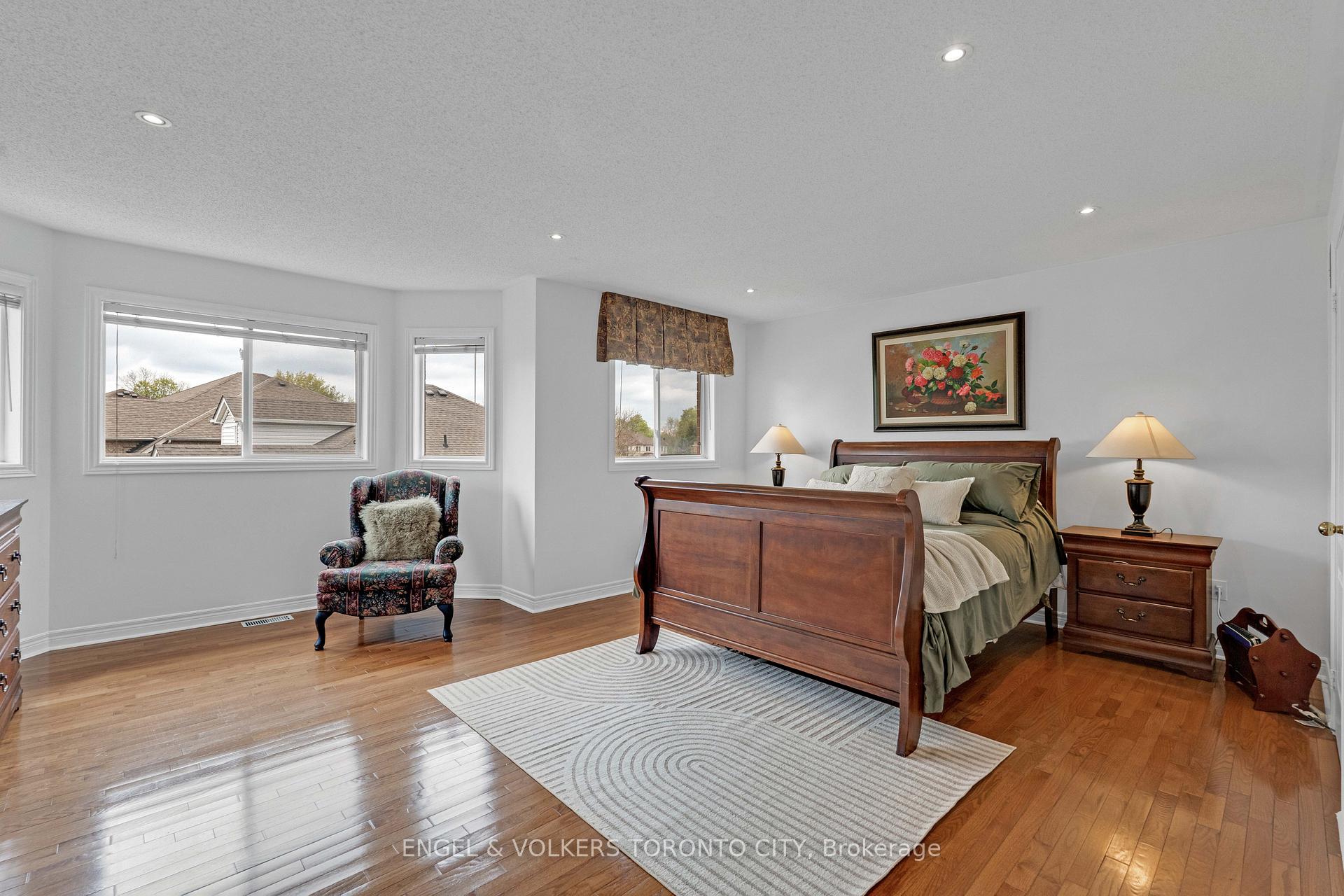 Photo 28 of 342 Sunset Ridge, Vaughan, Sonoma Heights — HOMEH