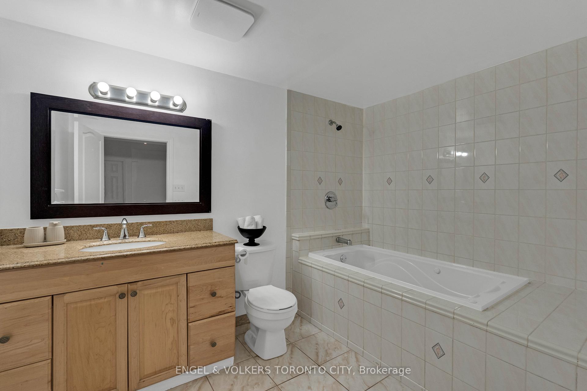 Photo 45 of 342 Sunset Ridge, Vaughan, Sonoma Heights — HOMEH