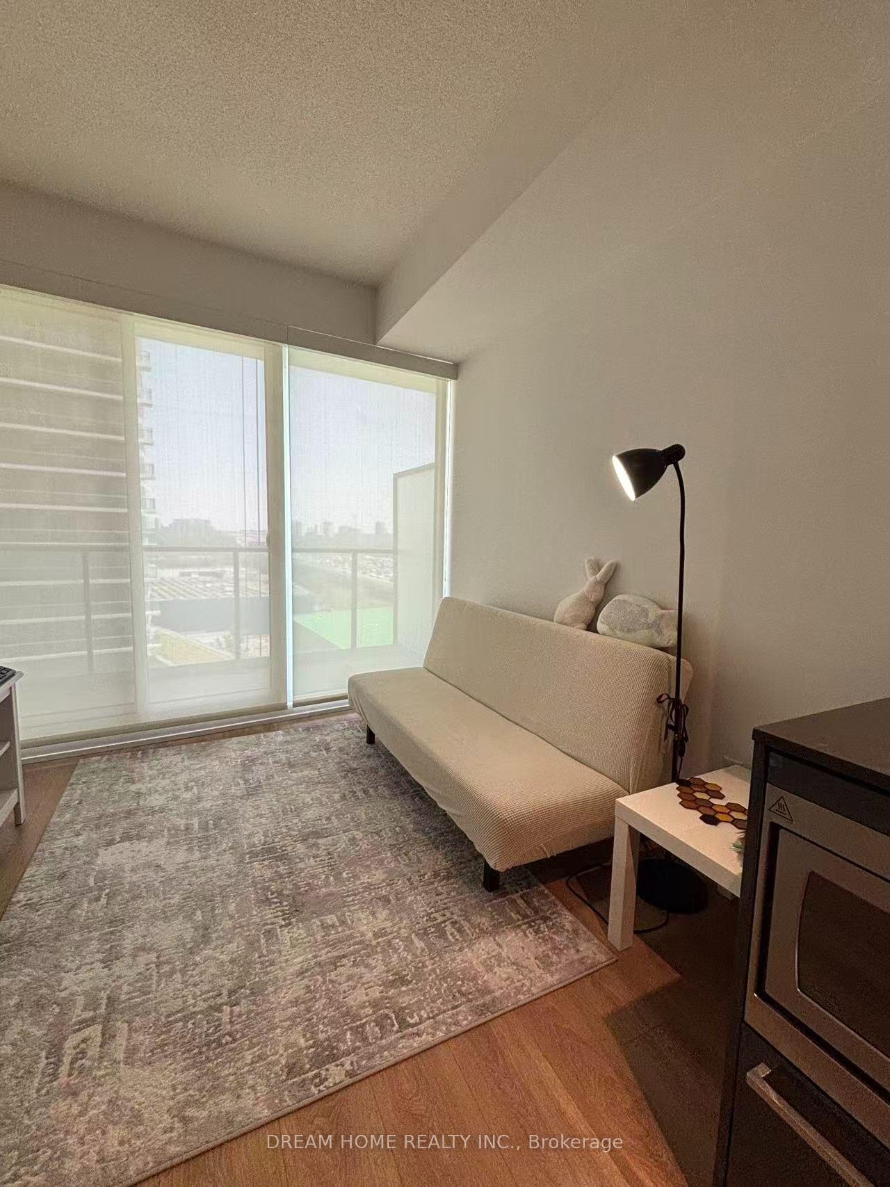 Photo 5 of Unit 608, 115 McMahon Drive, North York, Bayview Village — HOMEH