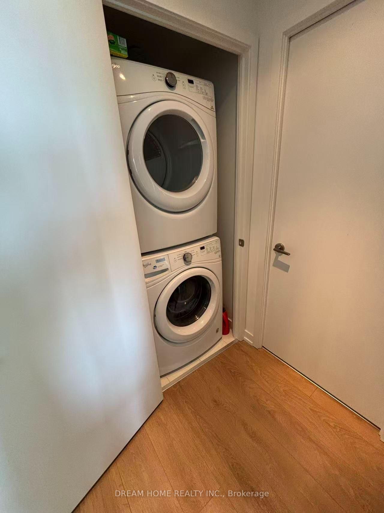 Photo 8 of Unit 608, 115 McMahon Drive, North York, Bayview Village — HOMEH