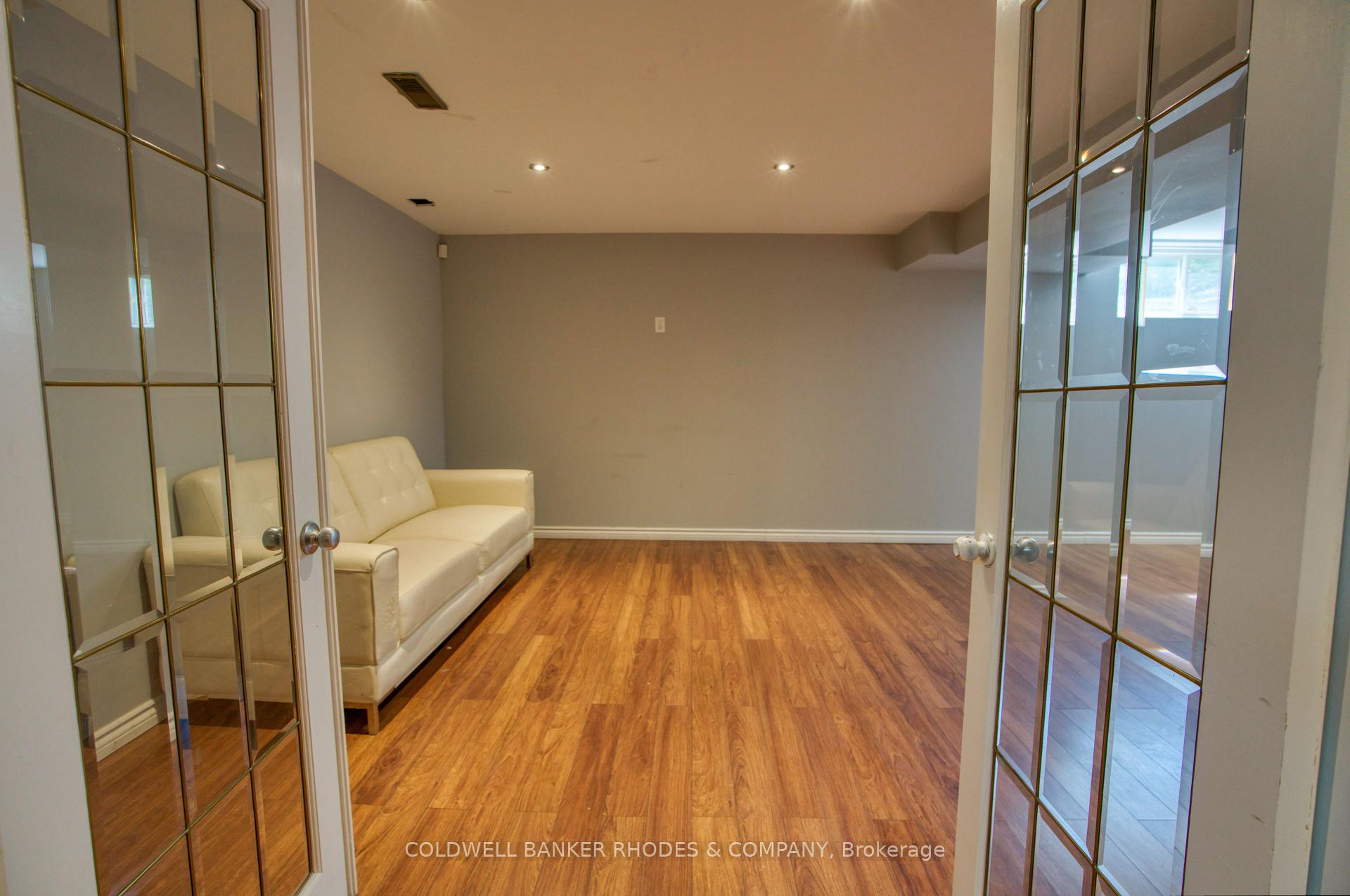 Photo 24 of 32 Catterick Crescent, Ottawa, Kanata - Morgan's Grant/South March — HOMEH