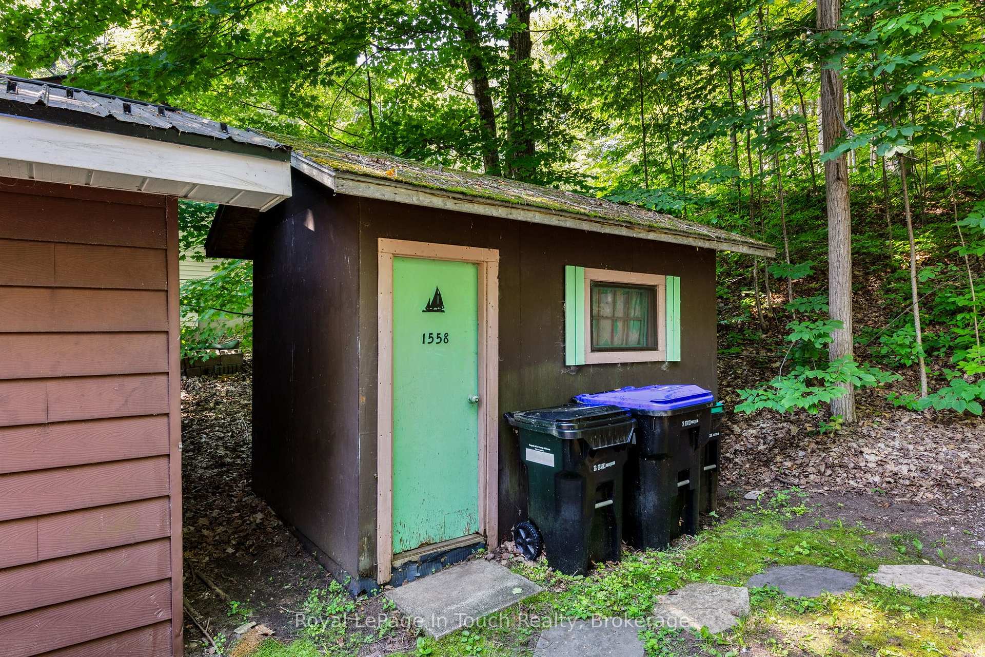 Photo 8 of 1558 Champlain Road, Tiny, Rural Tiny — HOMEH