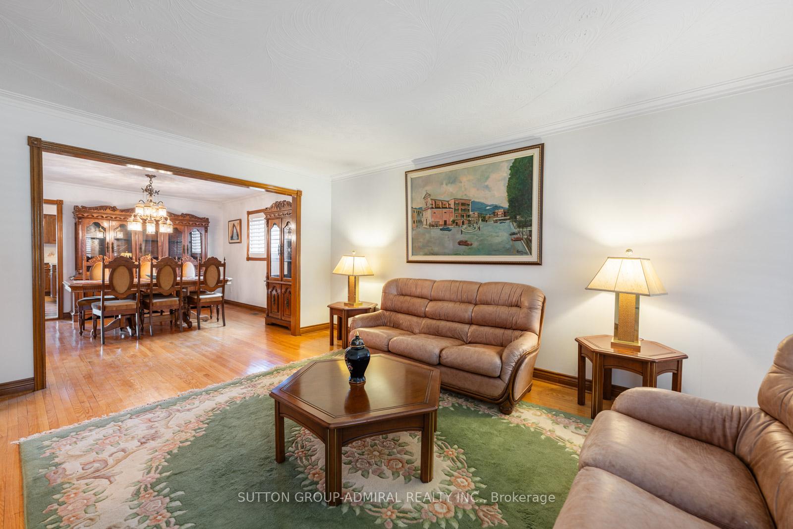 Photo 6 of 48 Weldrick Road W, Richmond Hill, North Richvale — HOMEH
