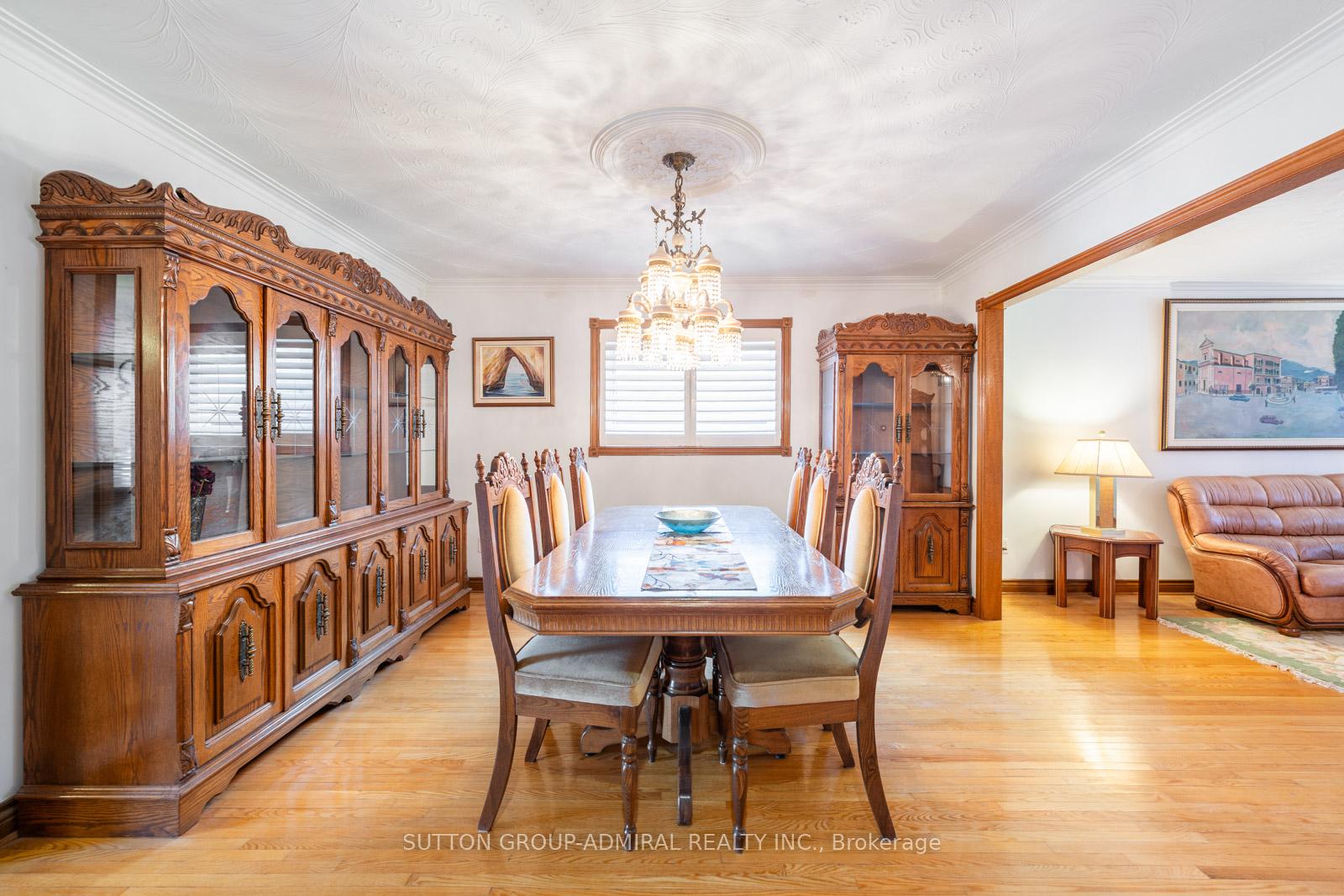 Photo 7 of 48 Weldrick Road W, Richmond Hill, North Richvale — HOMEH