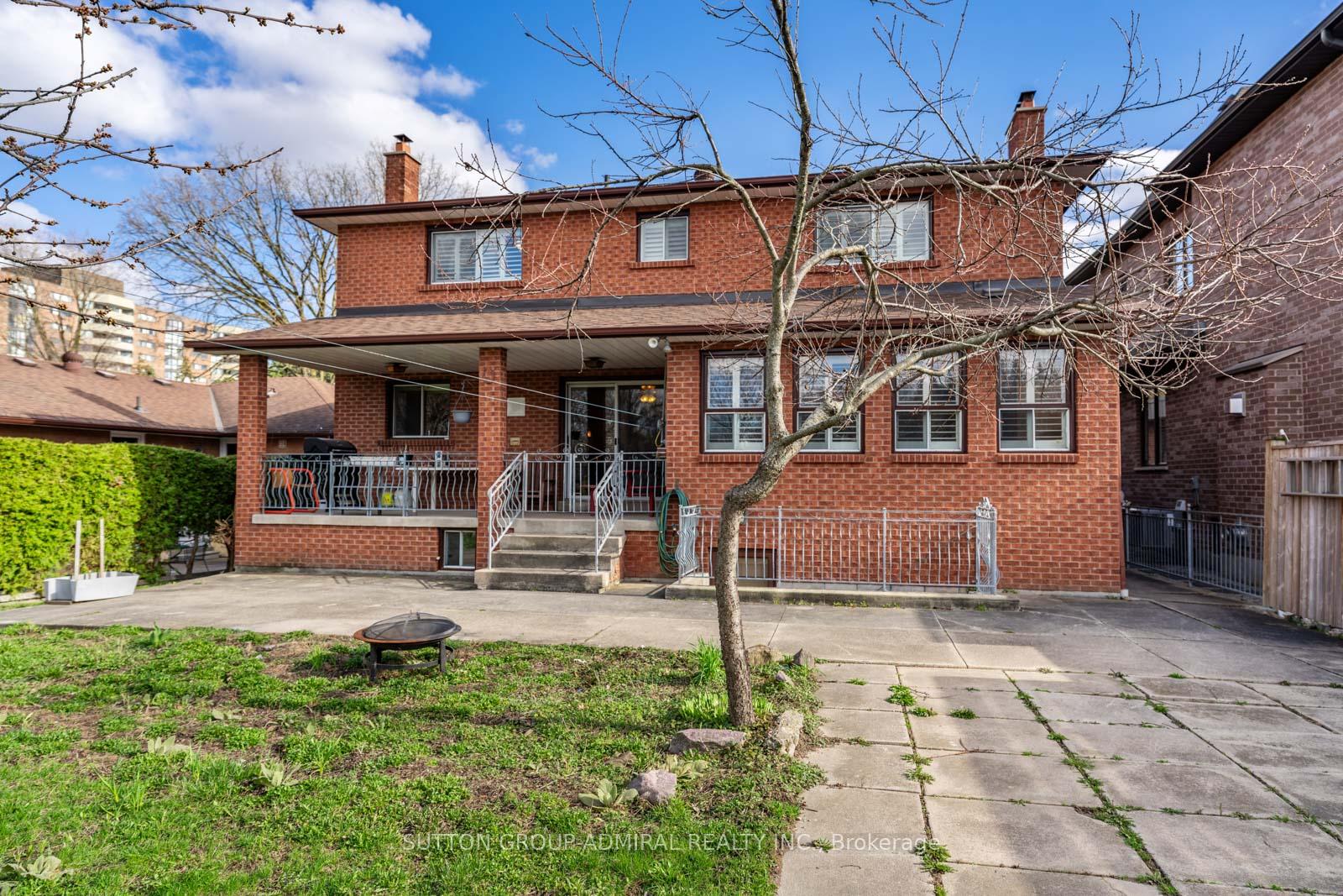 Photo 32 of 48 Weldrick Road W, Richmond Hill, North Richvale — HOMEH