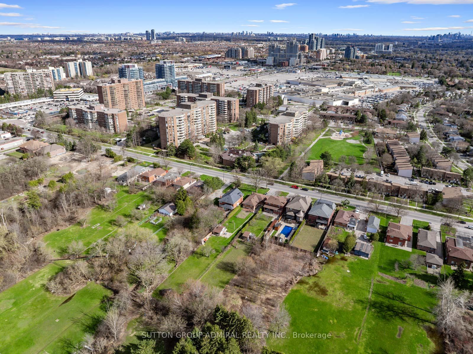 Photo 39 of 48 Weldrick Road W, Richmond Hill, North Richvale — HOMEH