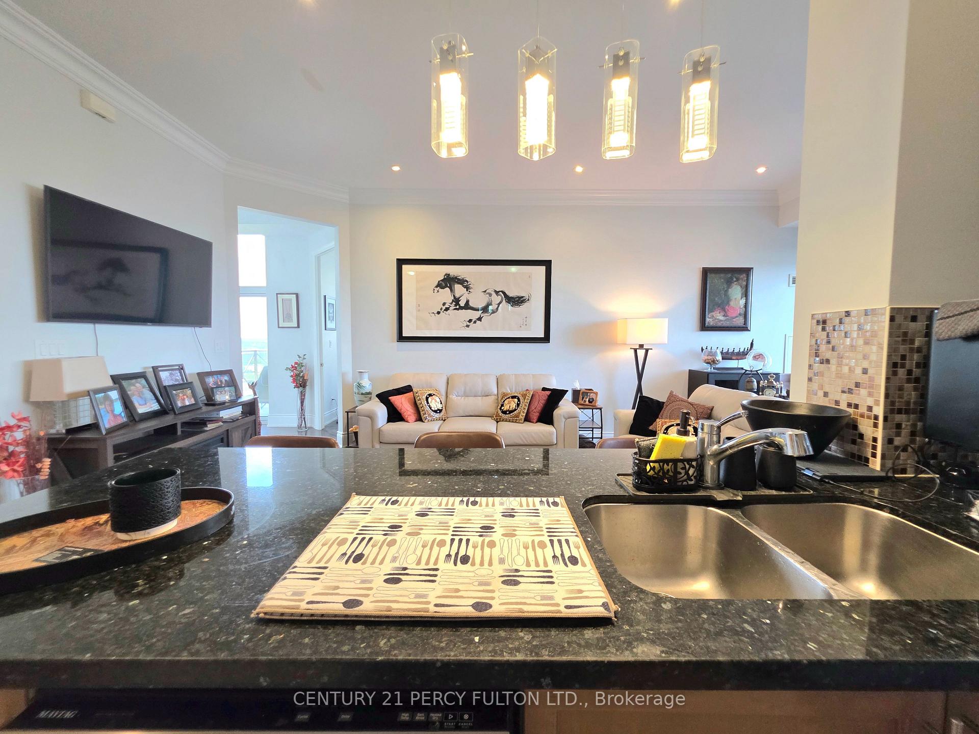 Photo 7 of Unit Ph104, 133 Wynford Drive, North York, Banbury-Don Mills — HOMEH