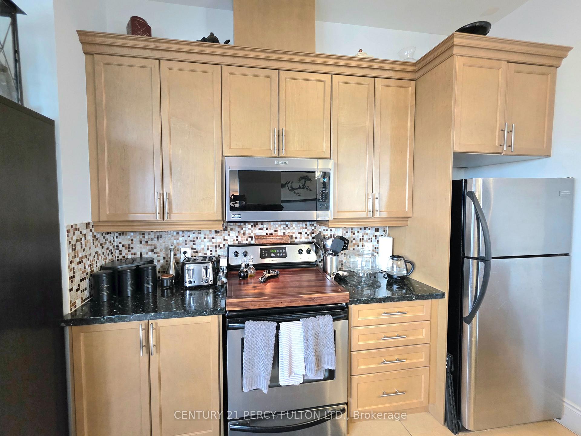 Photo 13 of Unit Ph104, 133 Wynford Drive, North York, Banbury-Don Mills — HOMEH