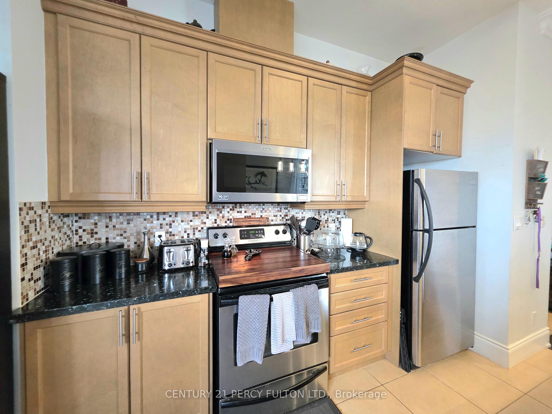 Photo 14 of Unit Ph104, 133 Wynford Drive, North York, Banbury-Don Mills — HOMEH