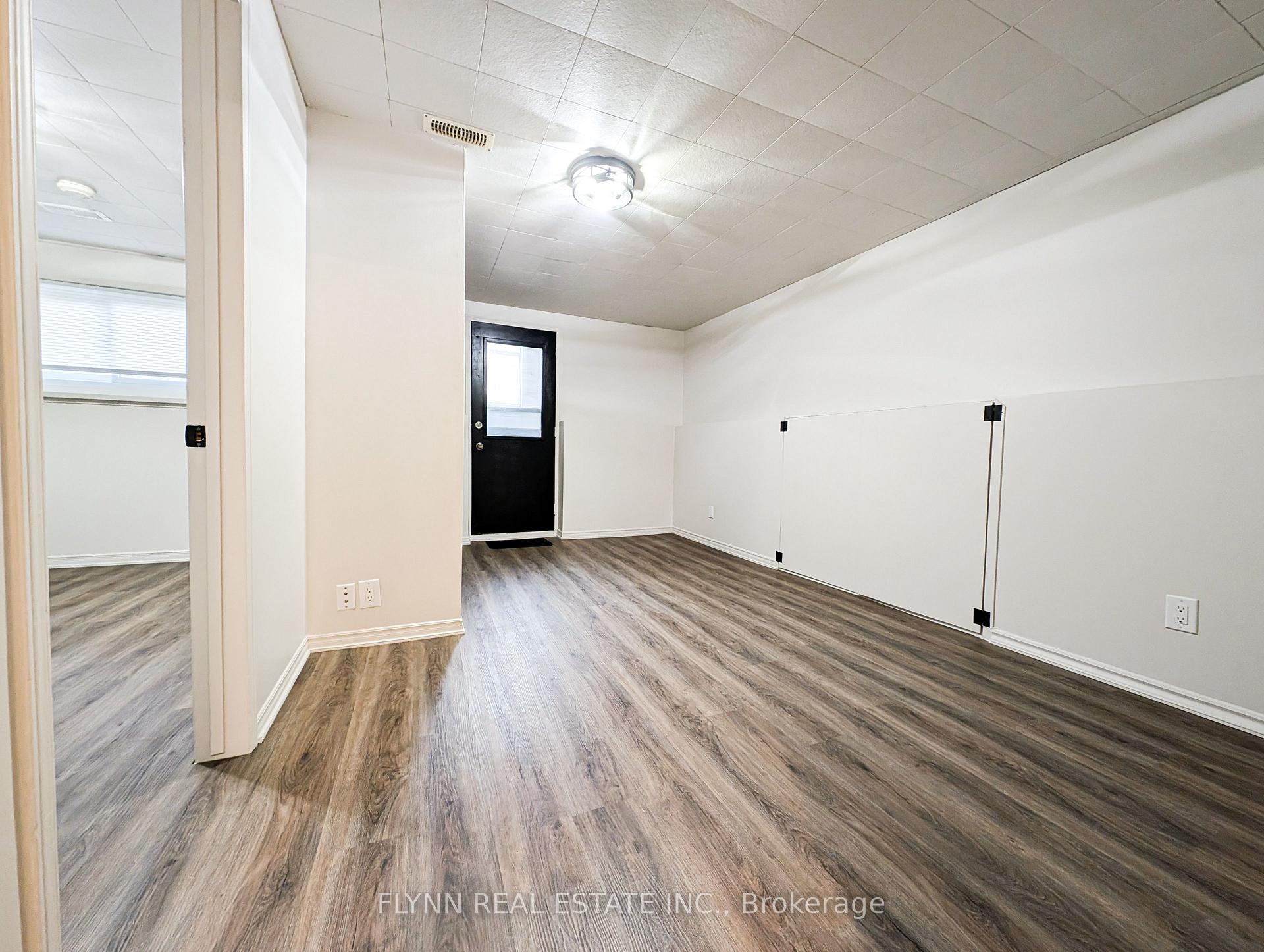 Photo 4 of Unit 2, 164 Windsor Street, Welland, Broadway — HOMEH
