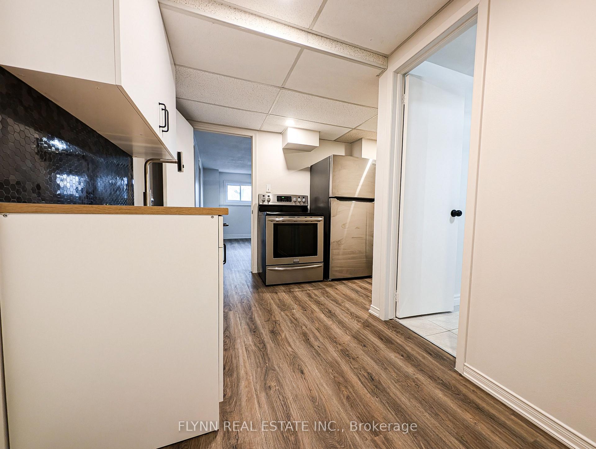 Photo 7 of Unit 2, 164 Windsor Street, Welland, Broadway — HOMEH