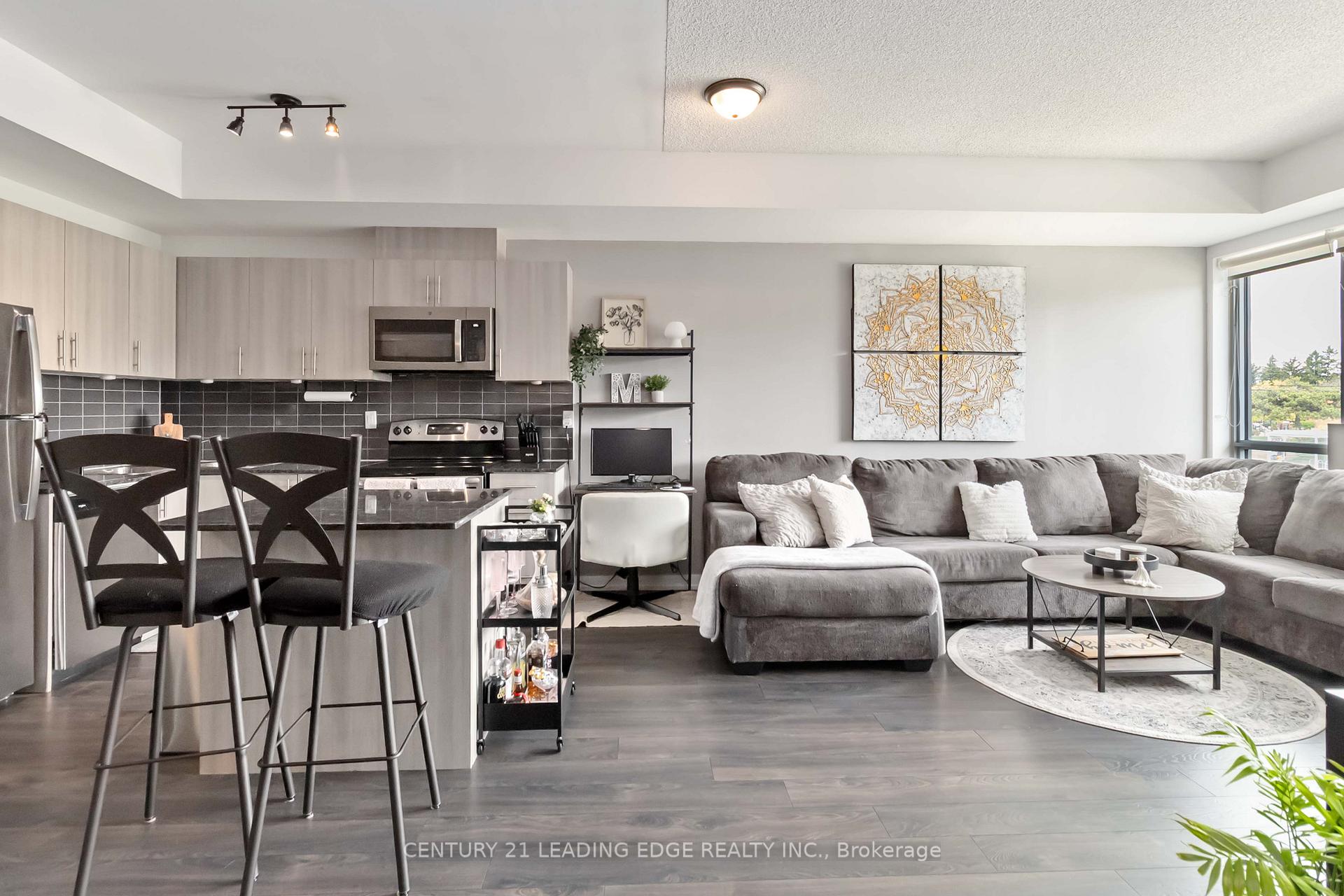 Front of Unit 205, 1284 Guelph Line