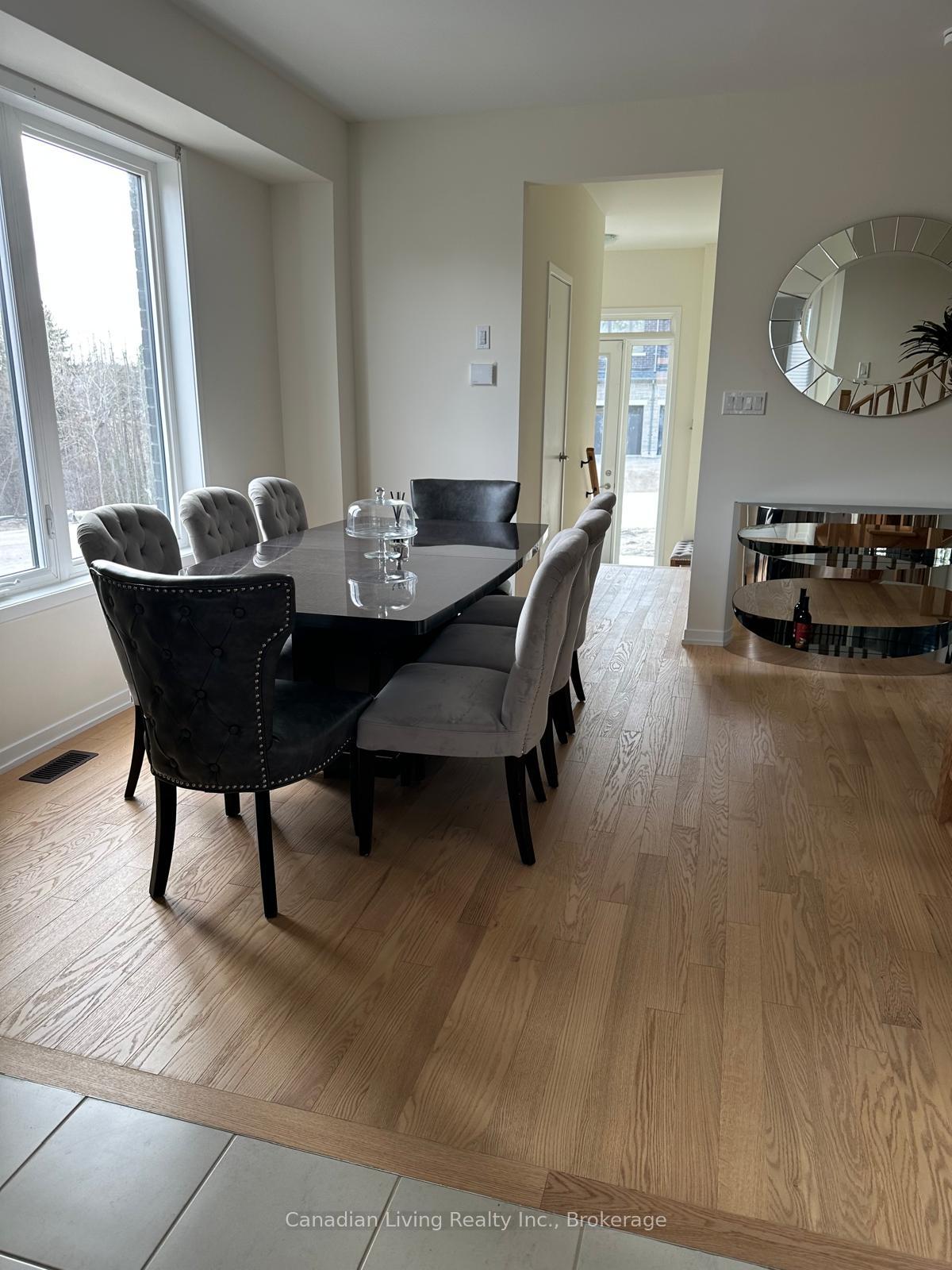 Photo 3 of 56 Rumi Court, Vaughan, Patterson — HOMEH