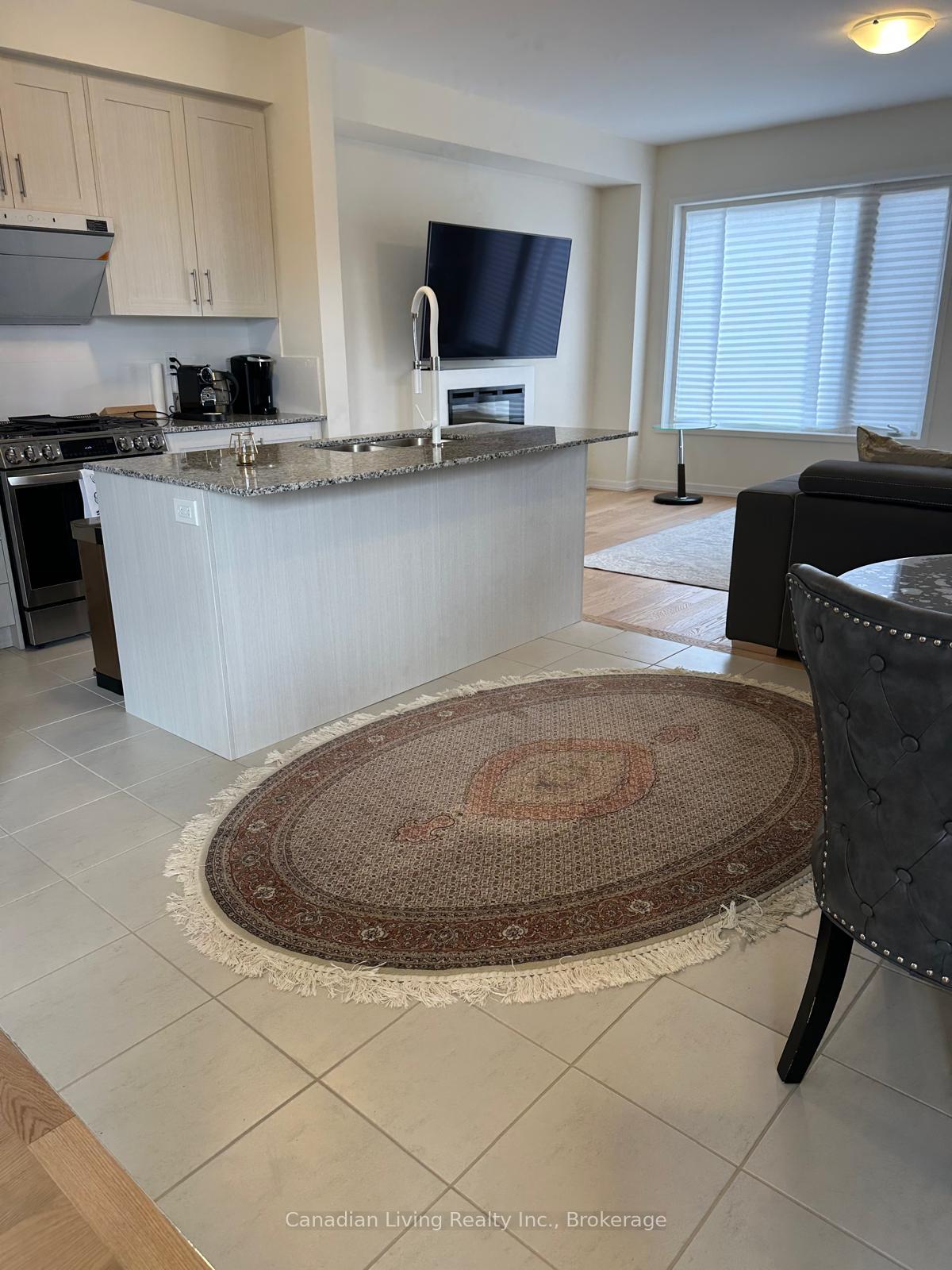 Photo 4 of 56 Rumi Court, Vaughan, Patterson — HOMEH