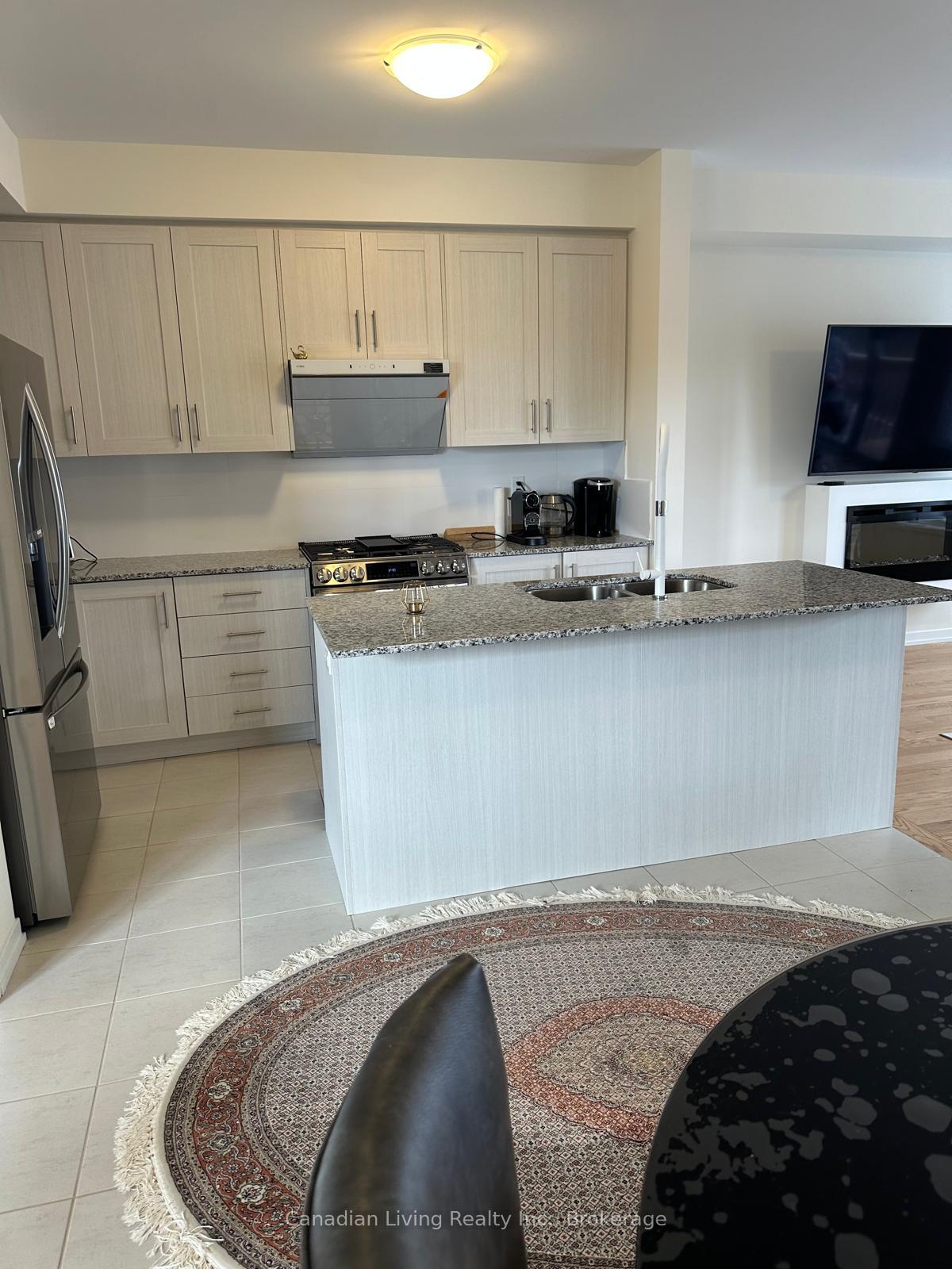 Photo 21 of 56 Rumi Court, Vaughan, Patterson — HOMEH