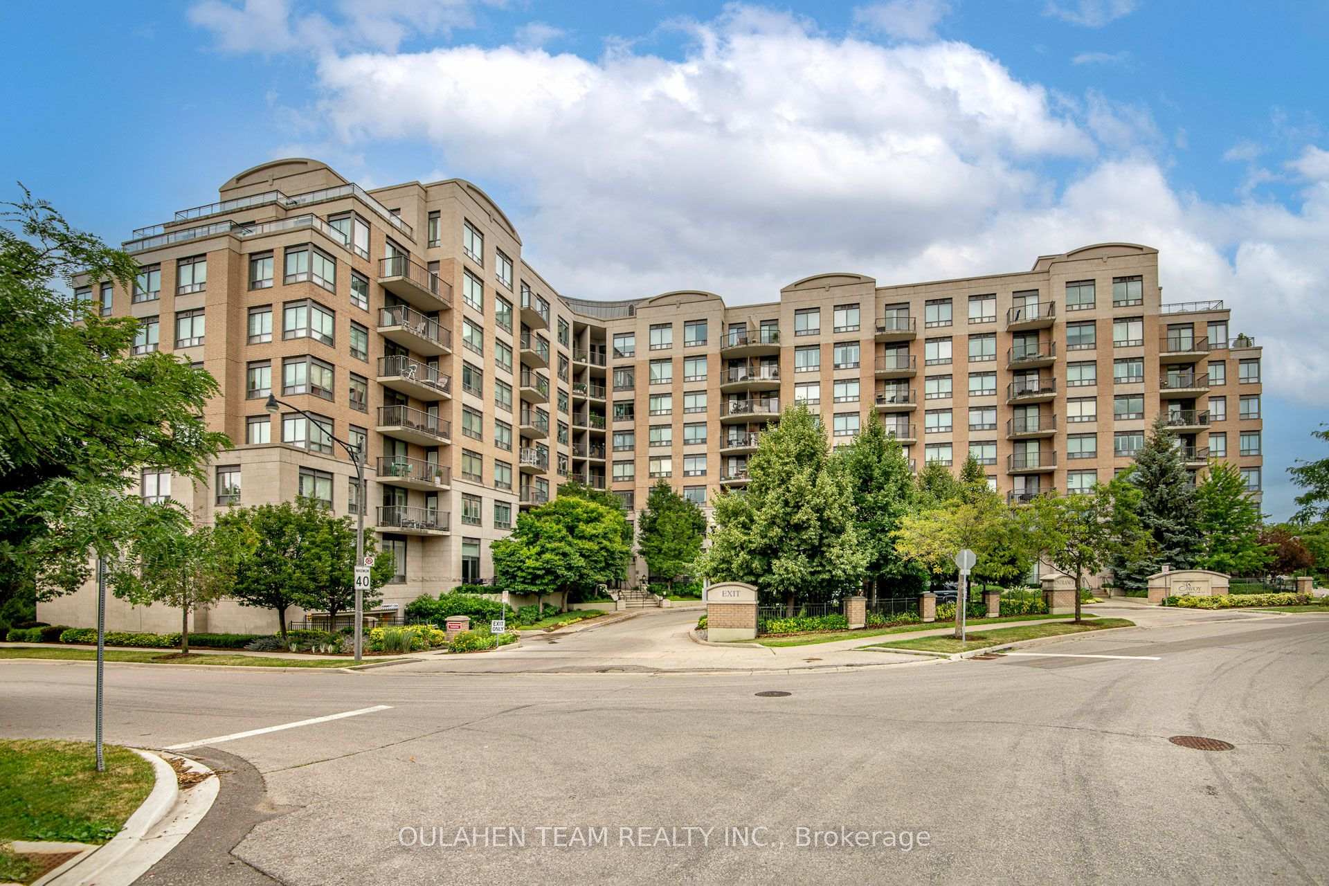 Photo 1 of Unit 212, 16 Dallimore Circle, North York, Banbury-Don Mills — HOMEH