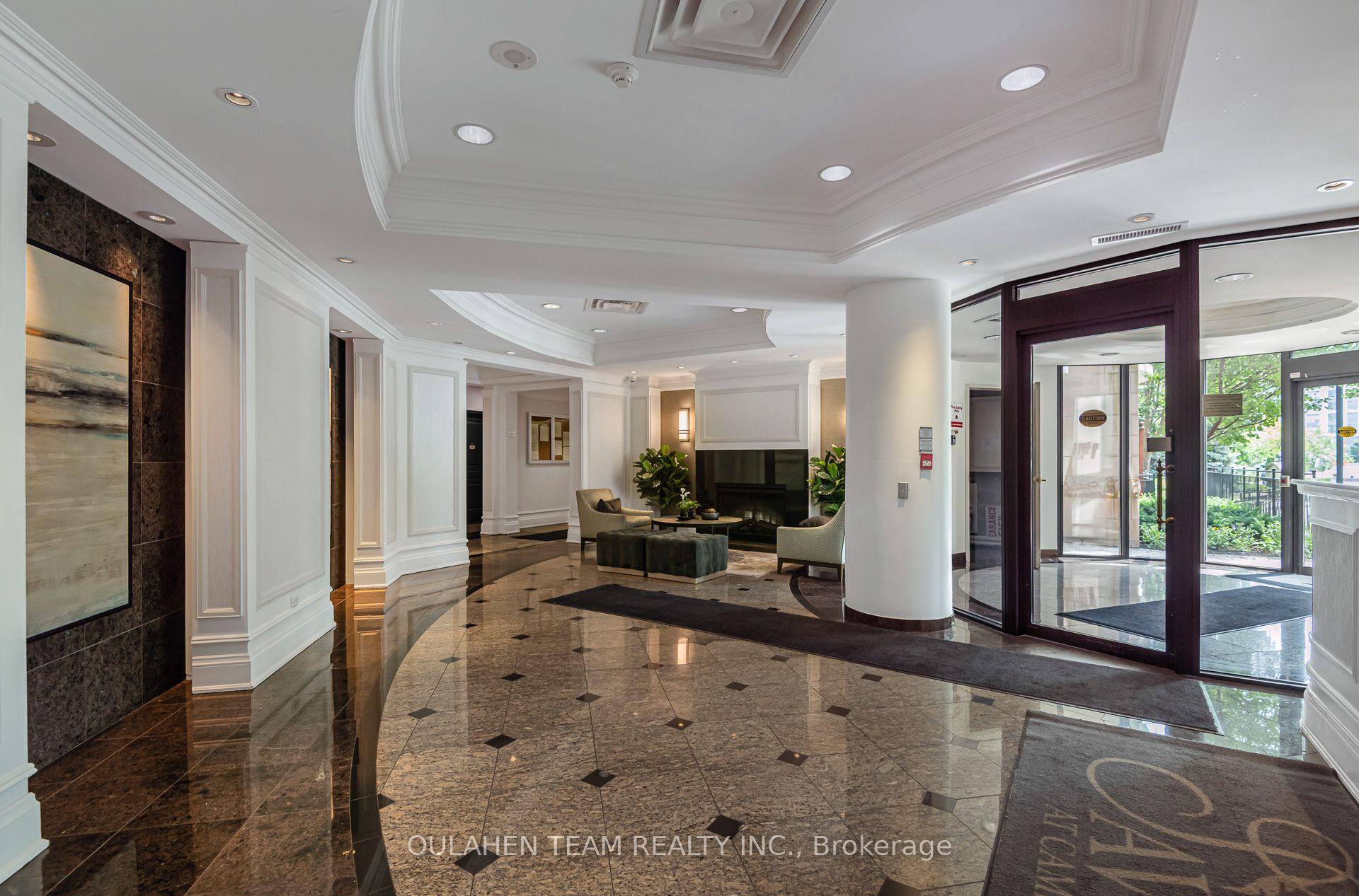 Photo 2 of Unit 212, 16 Dallimore Circle, North York, Banbury-Don Mills — HOMEH