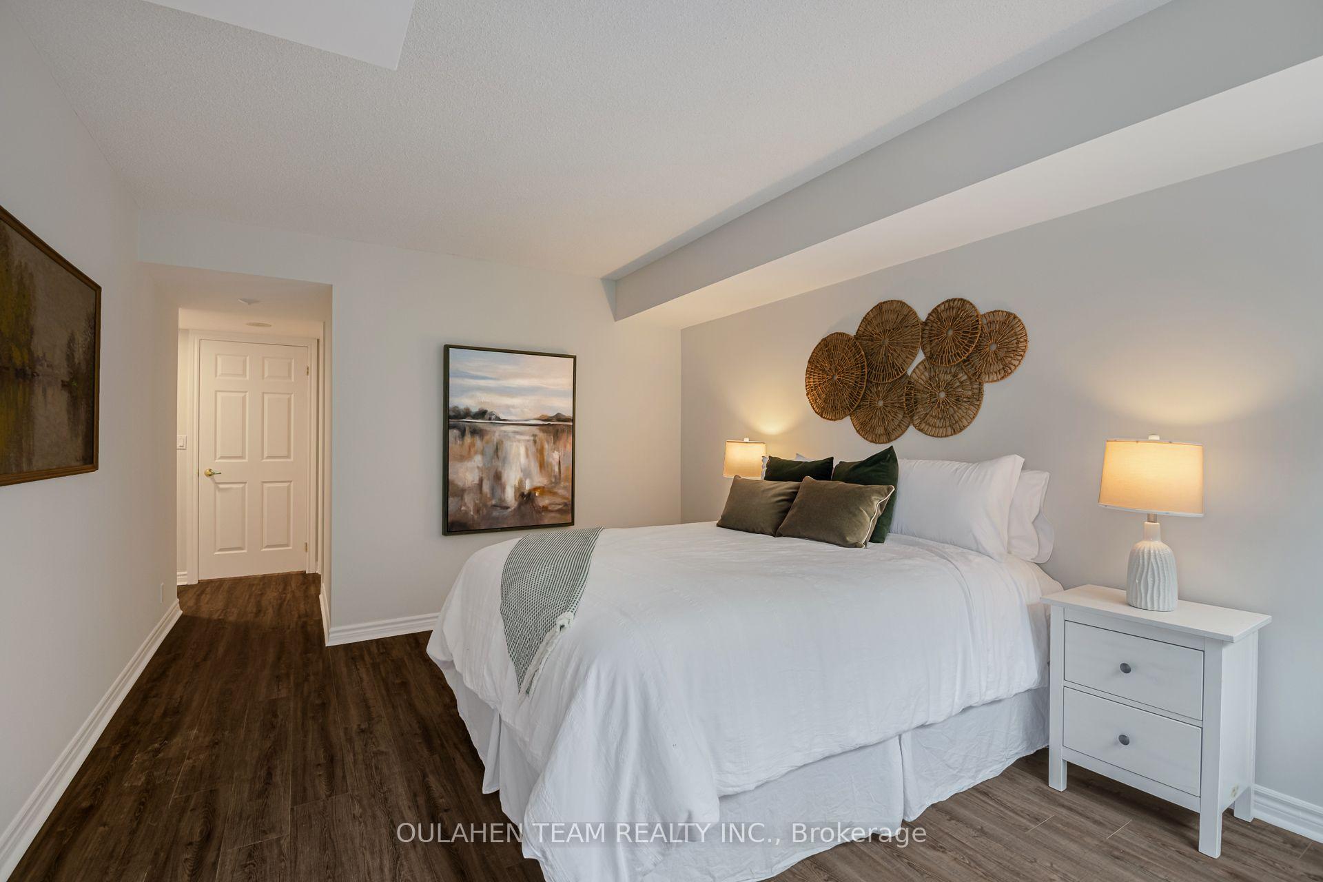 Photo 15 of Unit 212, 16 Dallimore Circle, North York, Banbury-Don Mills — HOMEH