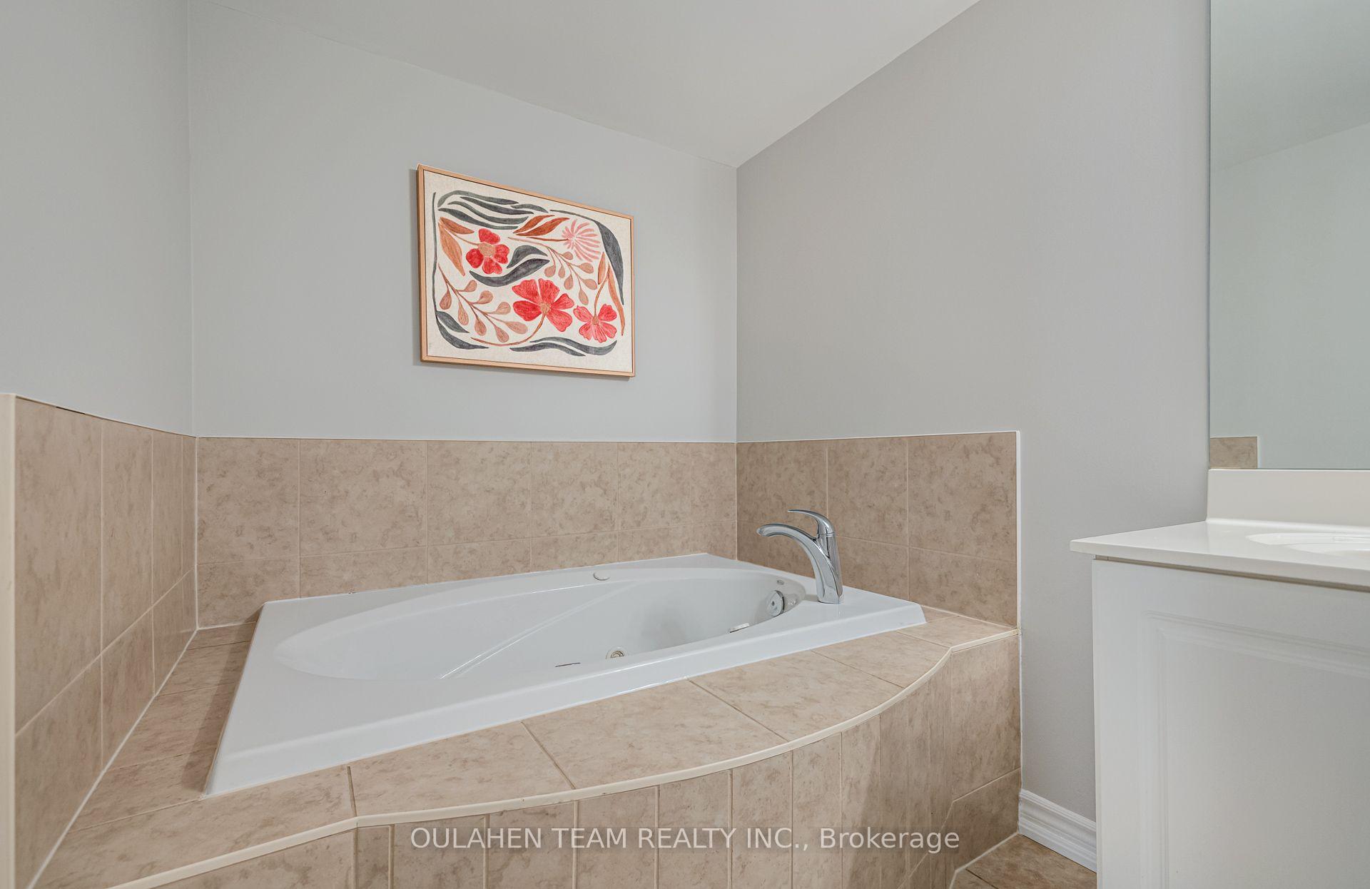 Photo 17 of Unit 212, 16 Dallimore Circle, North York, Banbury-Don Mills — HOMEH