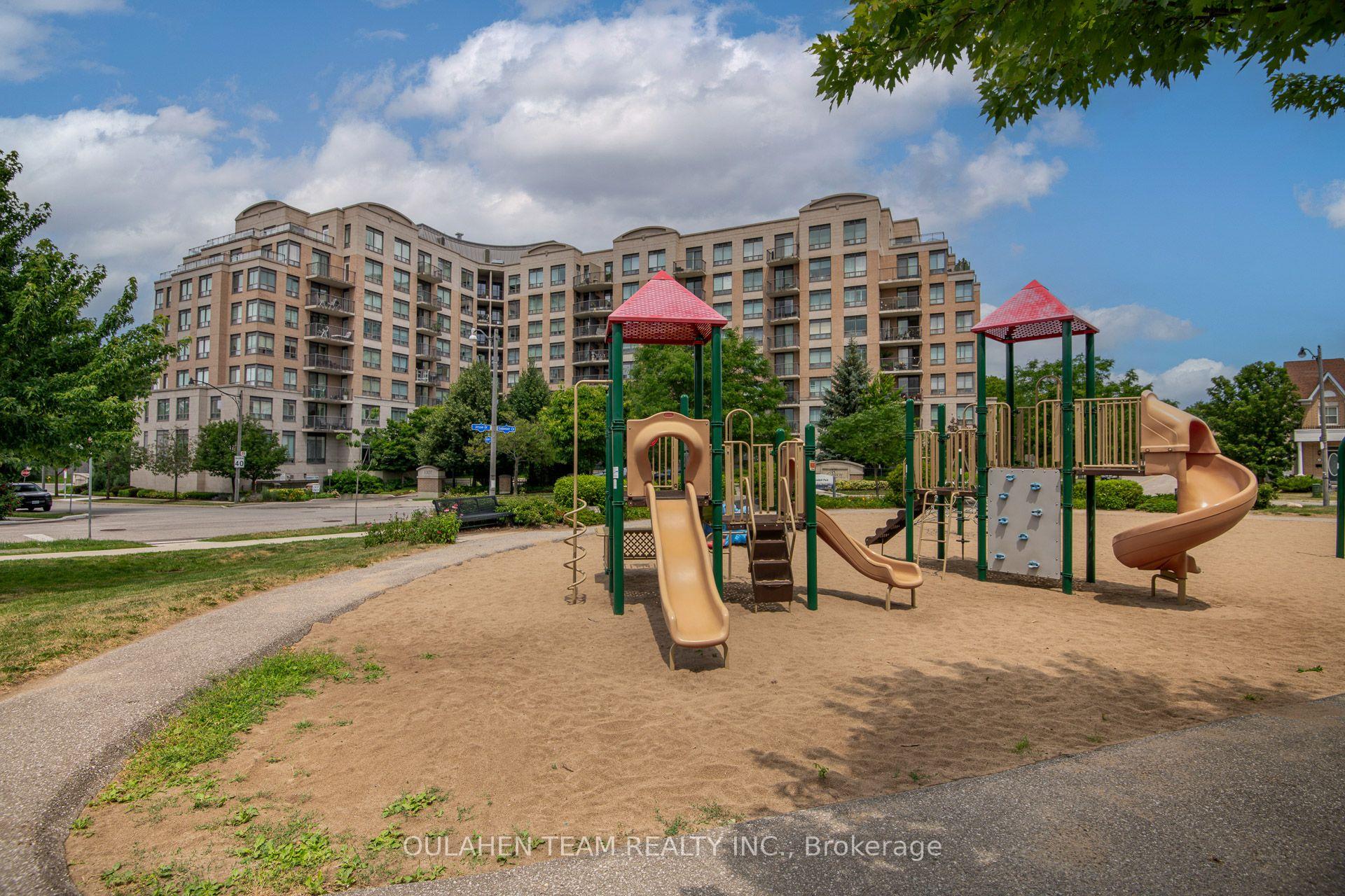 Photo 40 of Unit 212, 16 Dallimore Circle, North York, Banbury-Don Mills — HOMEH
