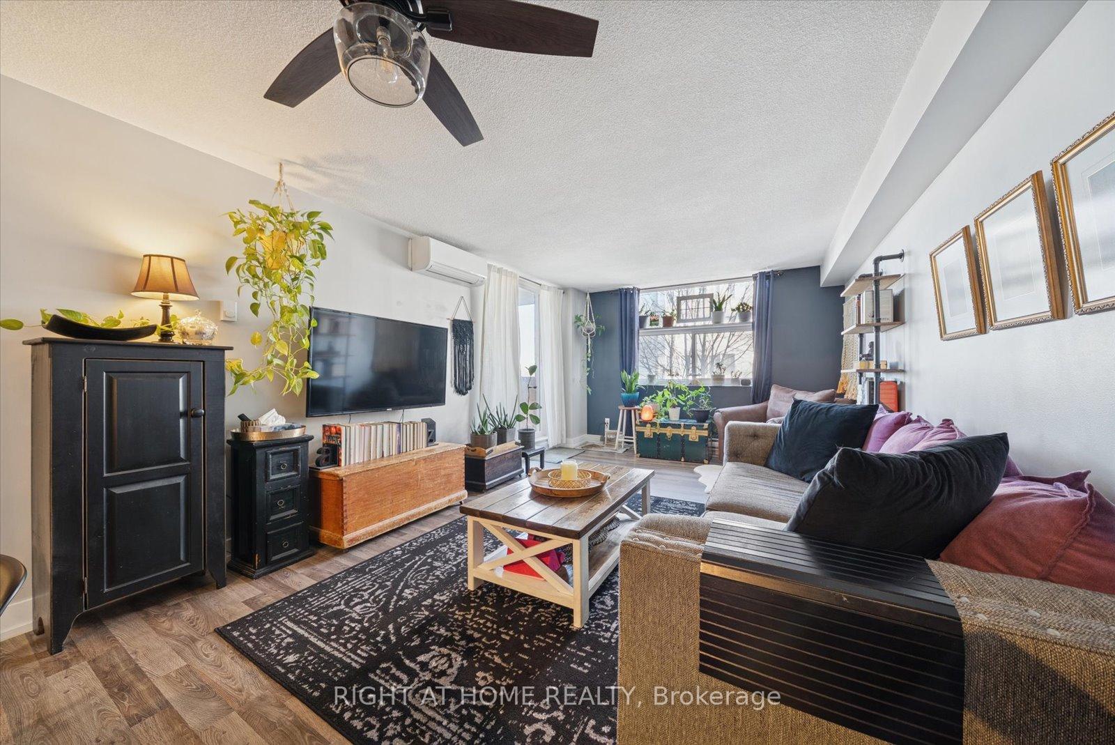 Photo 16 of Unit 707, 260 Davis Drive, Newmarket, Central Newmarket — HOMEH