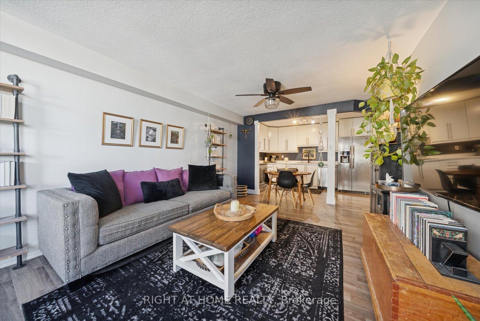 Photo 19 of Unit 707, 260 Davis Drive, Newmarket, Central Newmarket — HOMEH