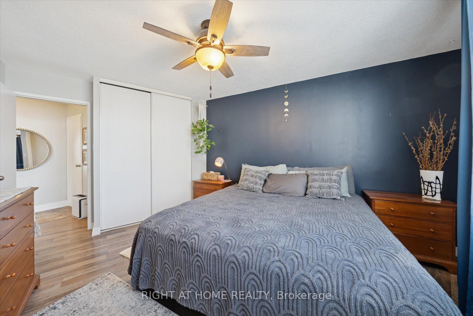 Photo 25 of Unit 707, 260 Davis Drive, Newmarket, Central Newmarket — HOMEH