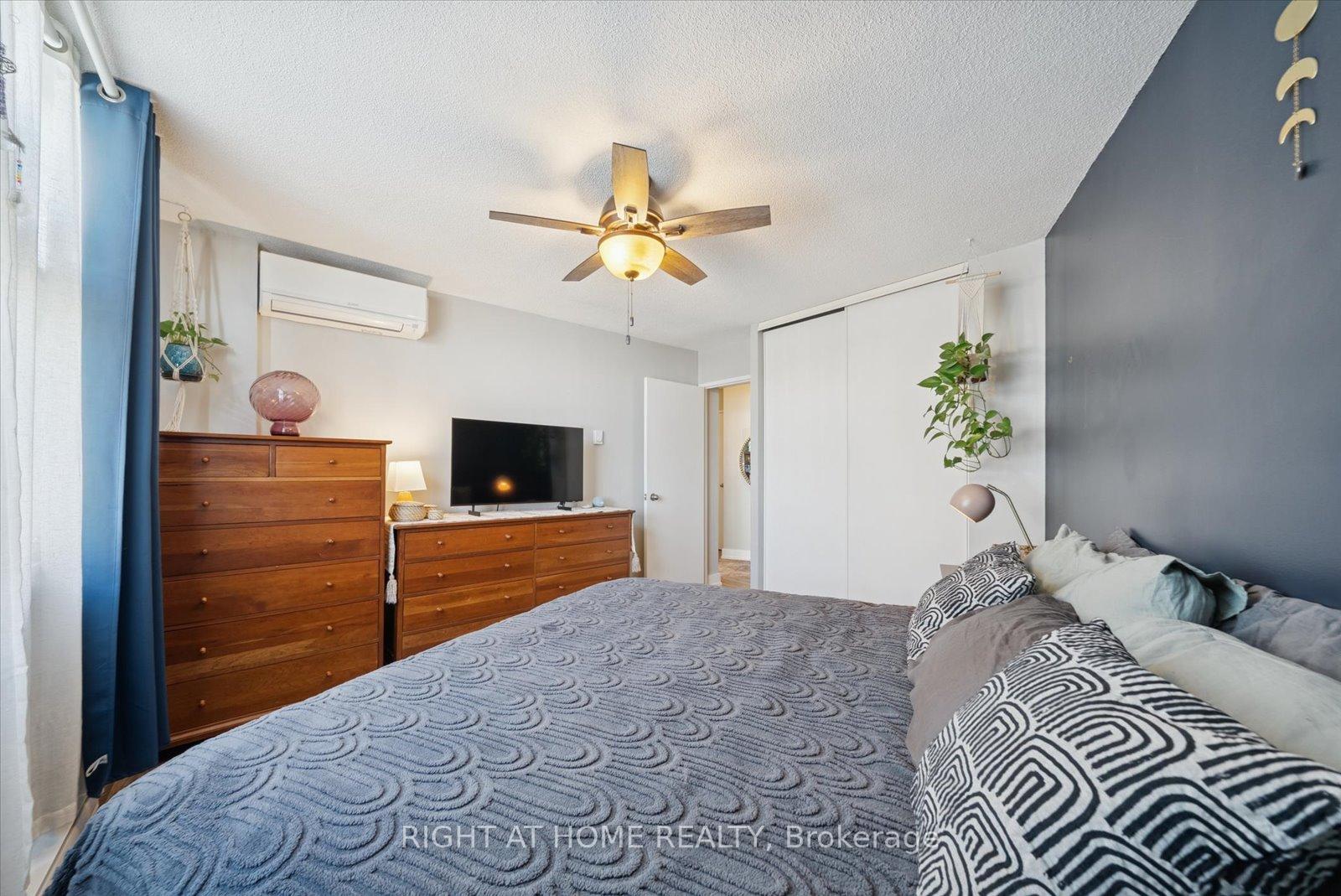 Photo 26 of Unit 707, 260 Davis Drive, Newmarket, Central Newmarket — HOMEH