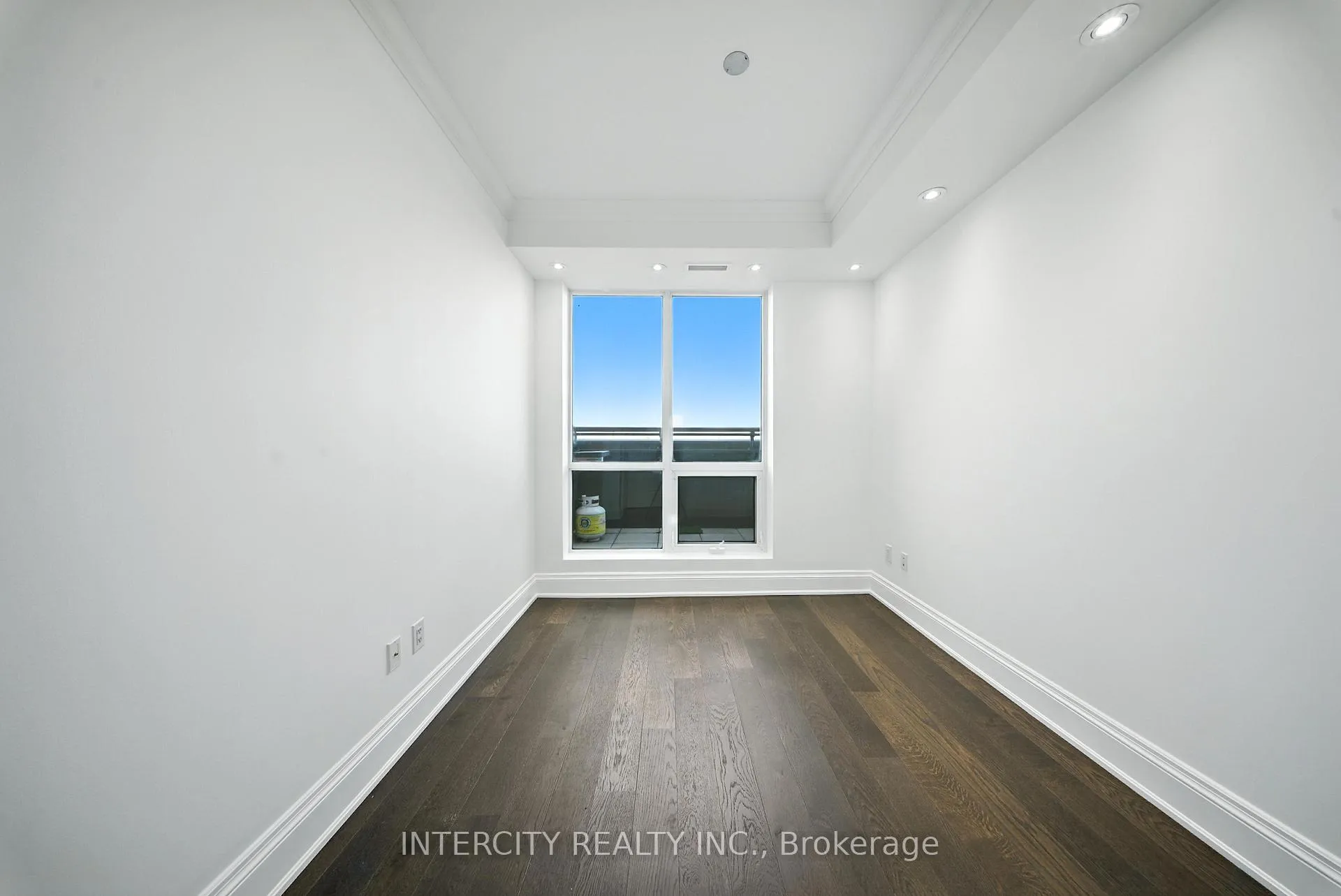 Photo 19 of Unit PH15, 7608 Yonge Street, Vaughan, Crestwood-Springfarm-Yorkhill — HOMEH
