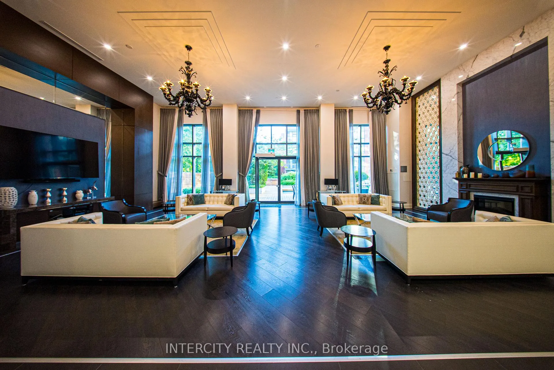 Photo 32 of Unit PH15, 7608 Yonge Street, Vaughan, Crestwood-Springfarm-Yorkhill — HOMEH