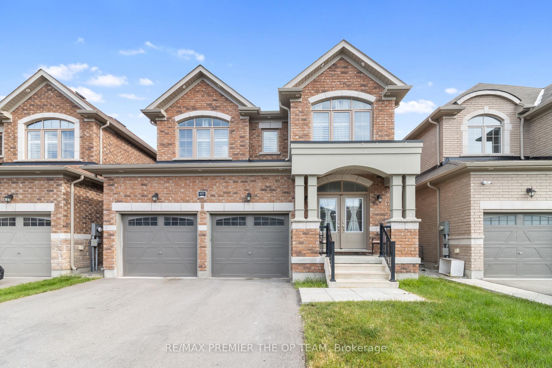 Front of 977 Wickham Road